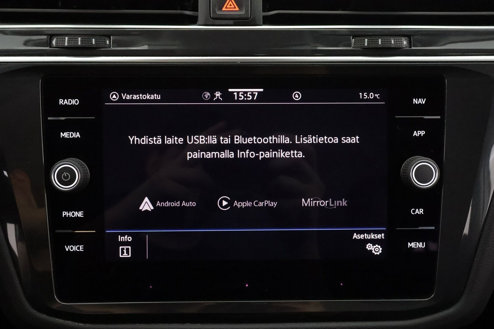 Volkswagen Tiguan 2023 Style Business 1,5 TSI 110 kW DSG-automaatti - | ACC | Webasto | Koukku | IQ.Light | Digimittaristo | Travel Assist | Side Assist | P.kamera | Keyless | Navi | Lämm. ratti | Merkkihuollot | 2x renkaat aluin |