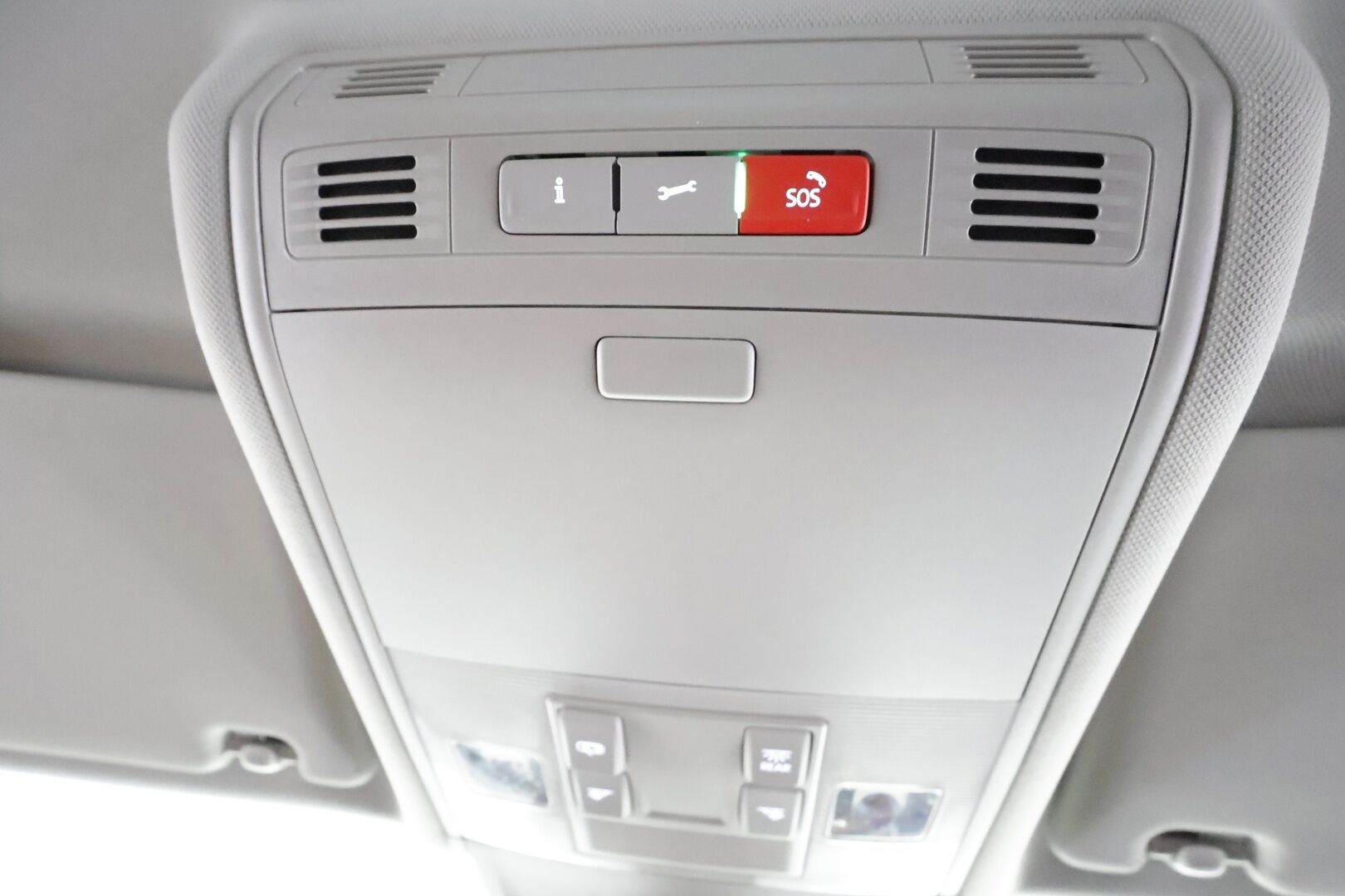 Volkswagen Tiguan 2023 Style Business 1,5 TSI 110 kW DSG-automaatti - | ACC | Webasto | Koukku | IQ.Light | Digimittaristo | Travel Assist | Side Assist | P.kamera | Keyless | Navi | Lämm. ratti | Merkkihuollot | 2x renkaat aluin |