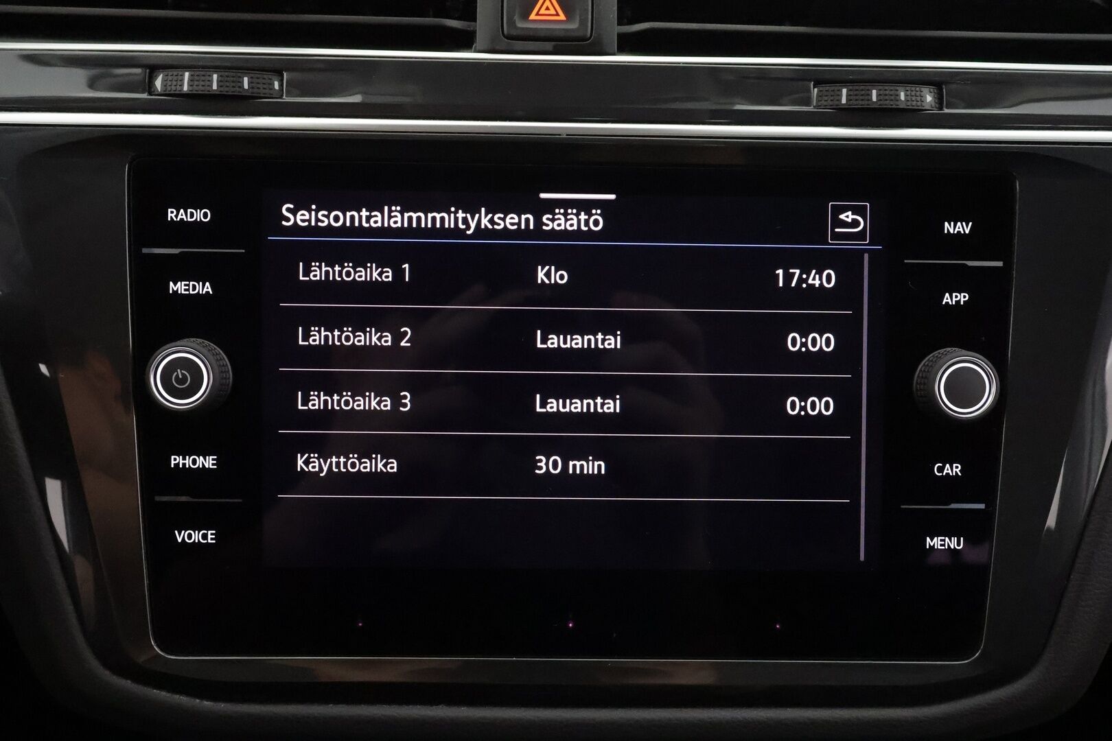 Volkswagen Tiguan 2023 Style Business 1,5 TSI 110 kW DSG-automaatti - | ACC | Webasto | Koukku | IQ.Light | Digimittaristo | Travel Assist | Side Assist | P.kamera | Keyless | Navi | Lämm. ratti | Merkkihuollot | 2x renkaat aluin |