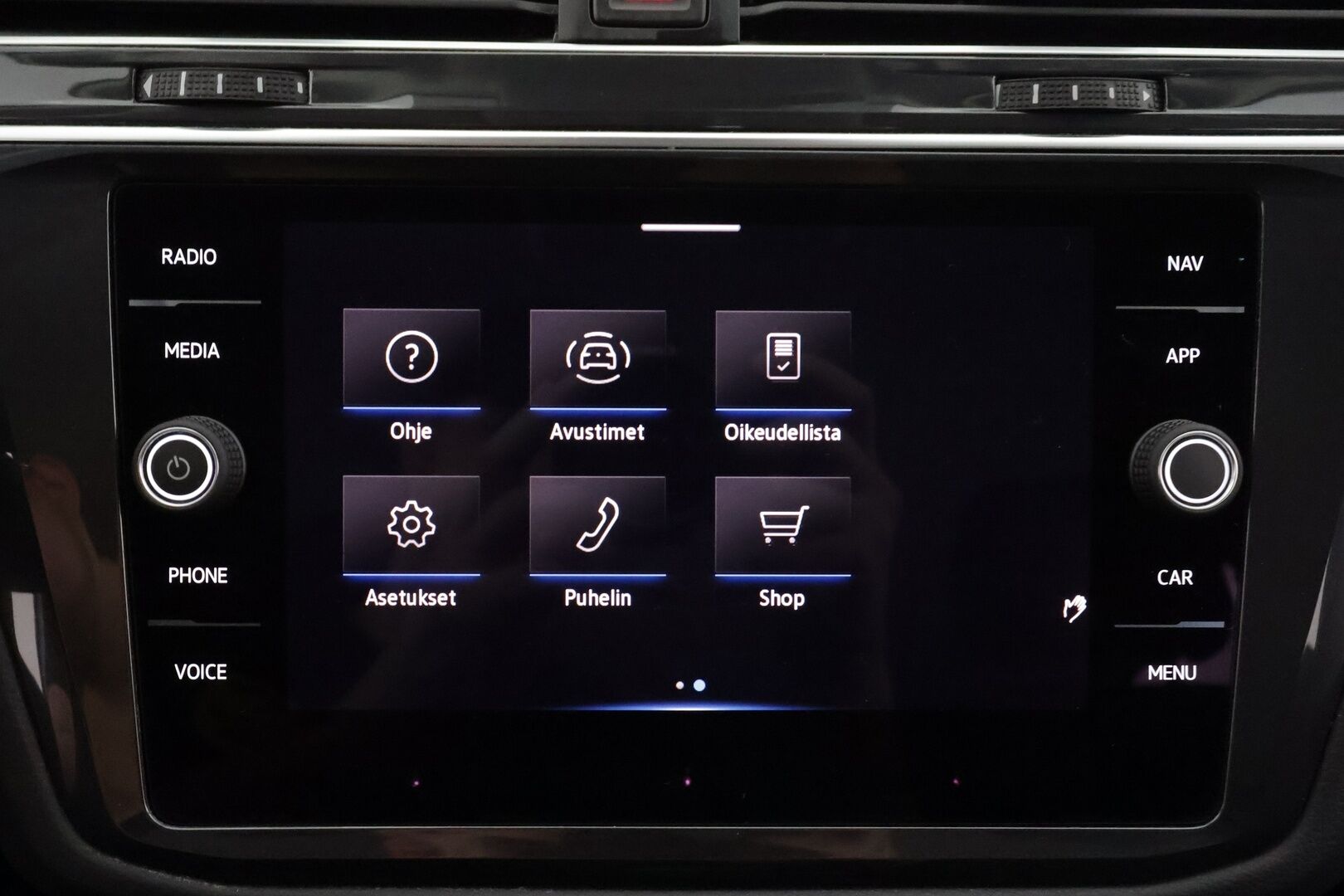 Volkswagen Tiguan 2023 Style Business 1,5 TSI 110 kW DSG-automaatti - | ACC | Webasto | Koukku | IQ.Light | Digimittaristo | Travel Assist | Side Assist | P.kamera | Keyless | Navi | Lämm. ratti | Merkkihuollot | 2x renkaat aluin |