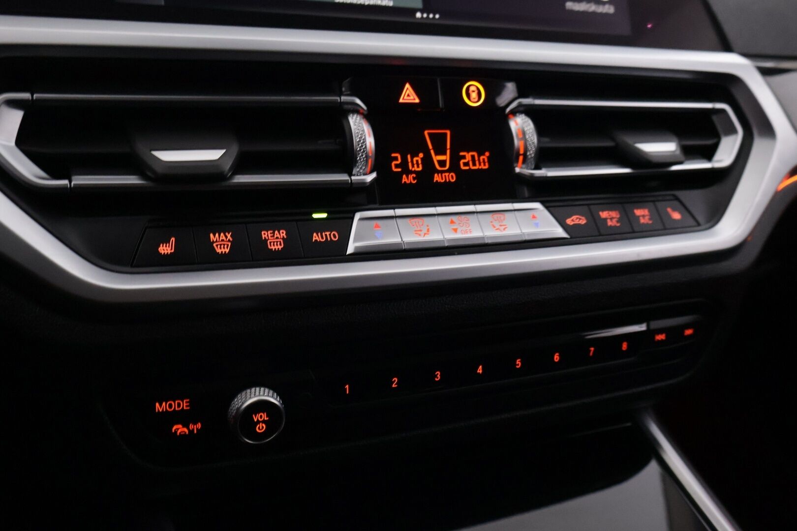 BMW 320 2020 G21 Touring A xDrive Business Sportline *Sporttipenkit / Koukku / Navi / Kaistavahti / S.Luukku / Vakionopeudensäädin* - *Kahdet asialliset renkaat / Fiksut huollot!!*