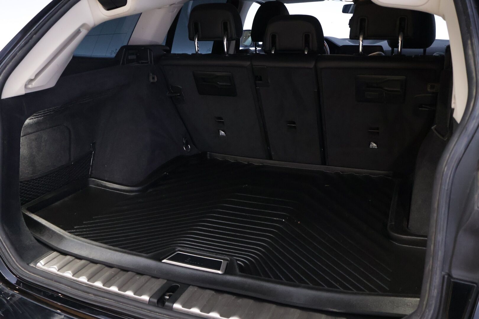 BMW 320 2020 G21 Touring A xDrive Business Sportline *Sporttipenkit / Koukku / Navi / Kaistavahti / S.Luukku / Vakionopeudensäädin* - *Kahdet asialliset renkaat / Fiksut huollot!!*