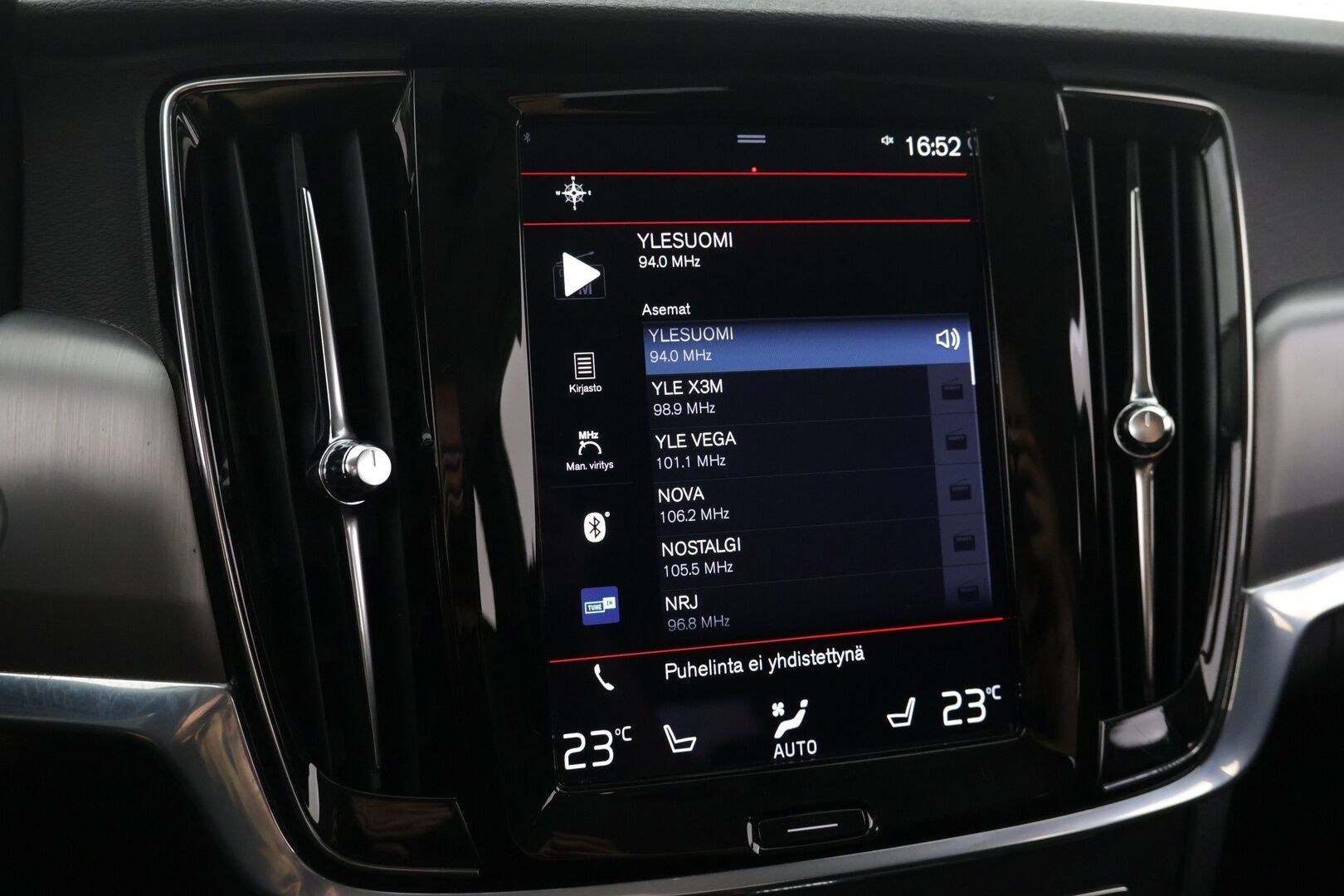 Volvo V90 2020 T8 AWD Twin-Engine Momentum aut *Webasto / Pilot Assist / VOC / ACC / Koukku* - | Webasto | Pilot Assist | VOC | ACC | Vetooukku |