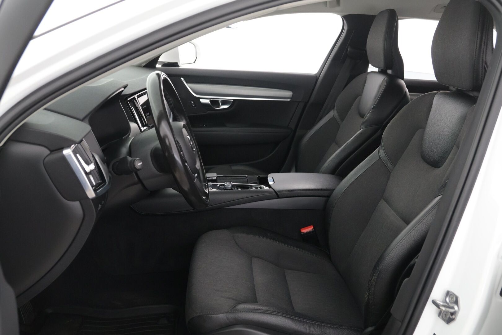 Volvo V90 2020 T8 AWD Twin-Engine Momentum aut *Webasto / Pilot Assist / VOC / ACC / Koukku* - | Webasto | Pilot Assist | VOC | ACC | Vetooukku |