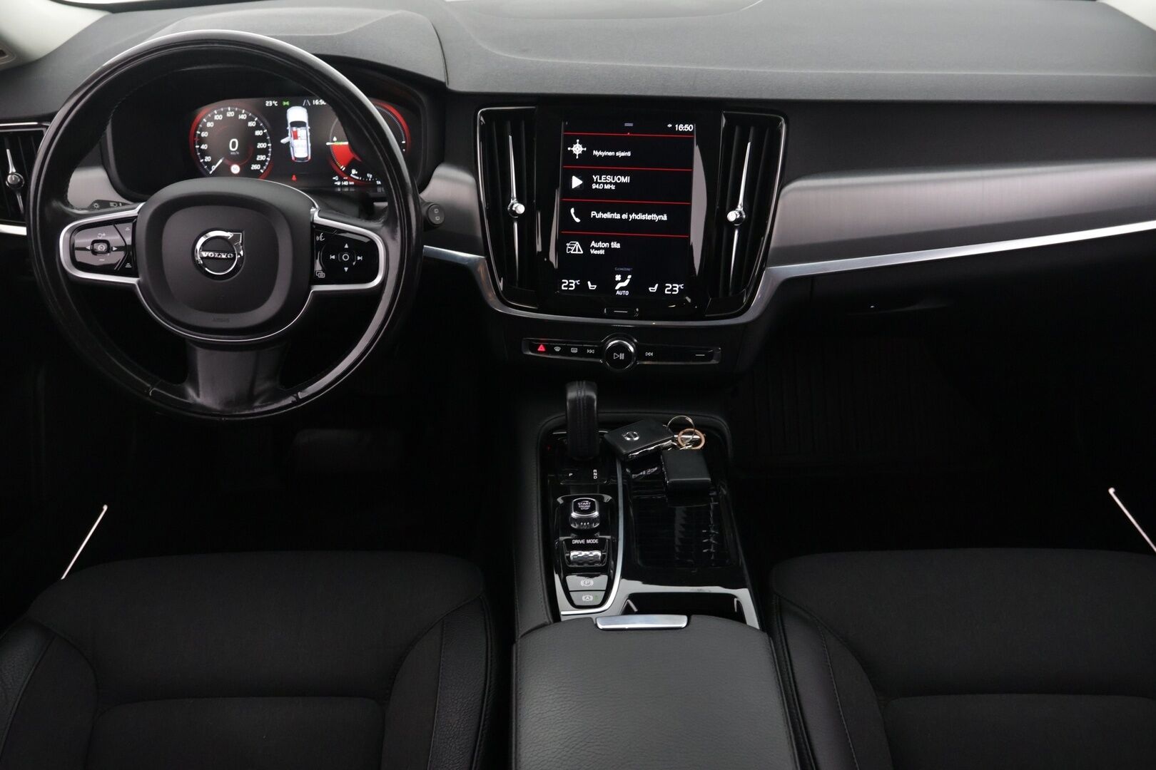 Volvo V90 2020 T8 AWD Twin-Engine Momentum aut *Webasto / Pilot Assist / VOC / ACC / Koukku* - | Webasto | Pilot Assist | VOC | ACC | Vetooukku |