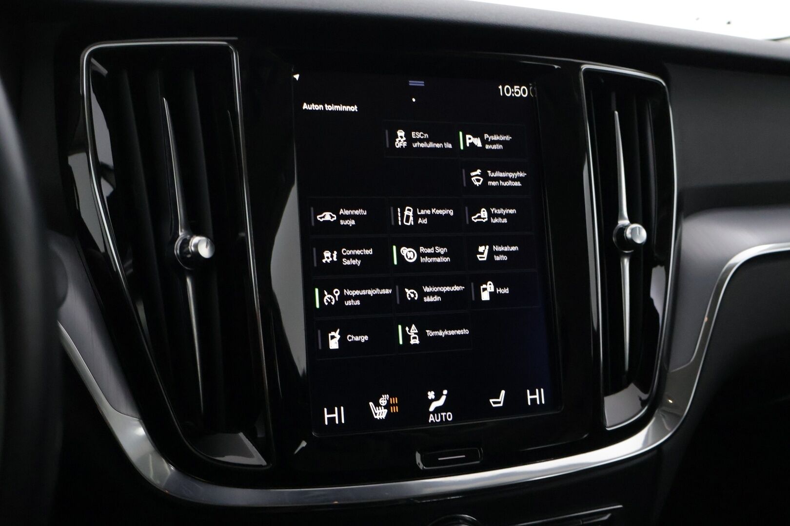 Volvo V60 2020 T6 TwE AWD Momentum aut *Webasto / VOC / Pilot Assist / Adapt. vakkari* - Kahdet renkaat / Jakopää tehty