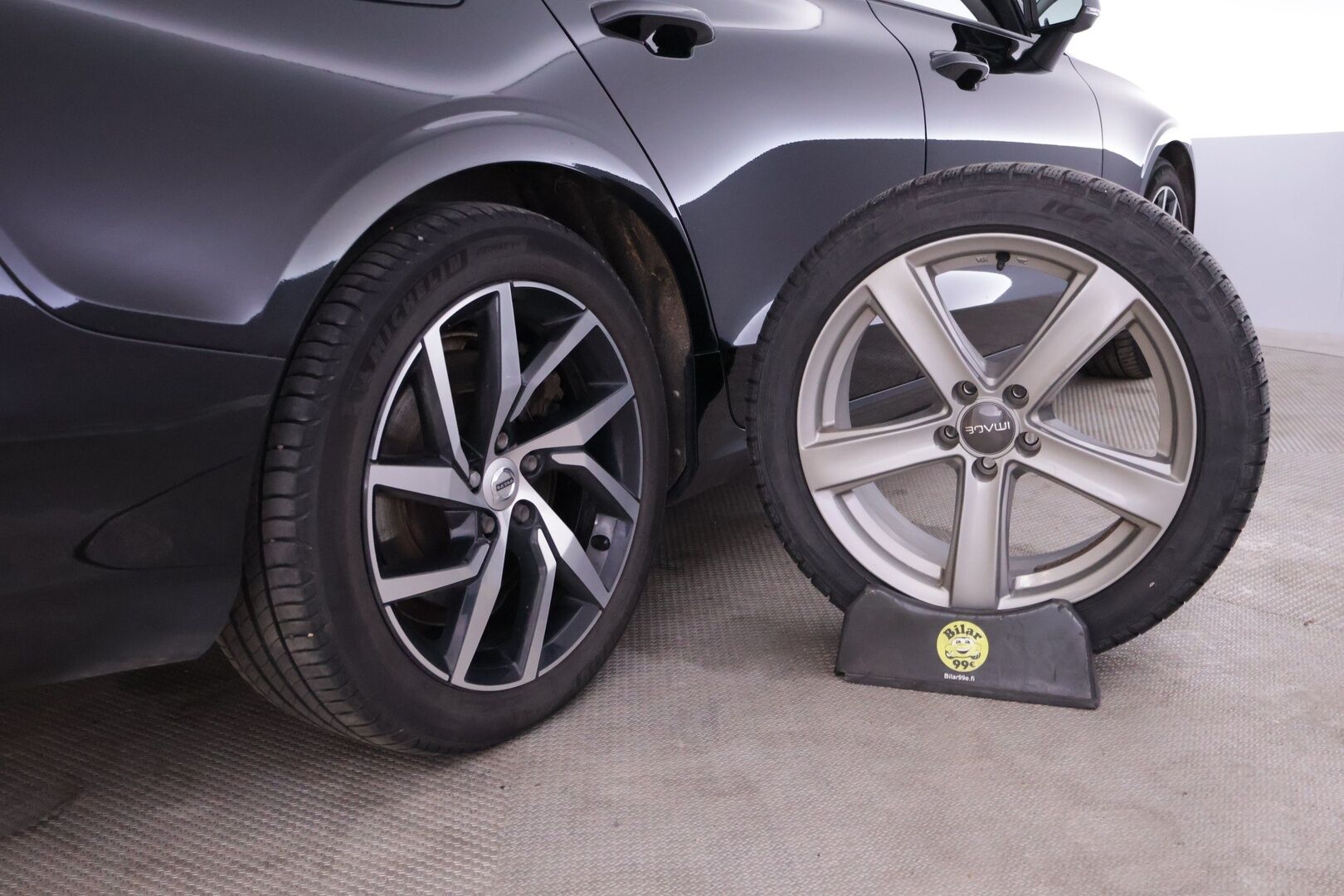 Volvo V60 2020 T6 TwE AWD Momentum aut *Webasto / VOC / Pilot Assist / Adapt. vakkari* - Kahdet renkaat / Jakopää tehty