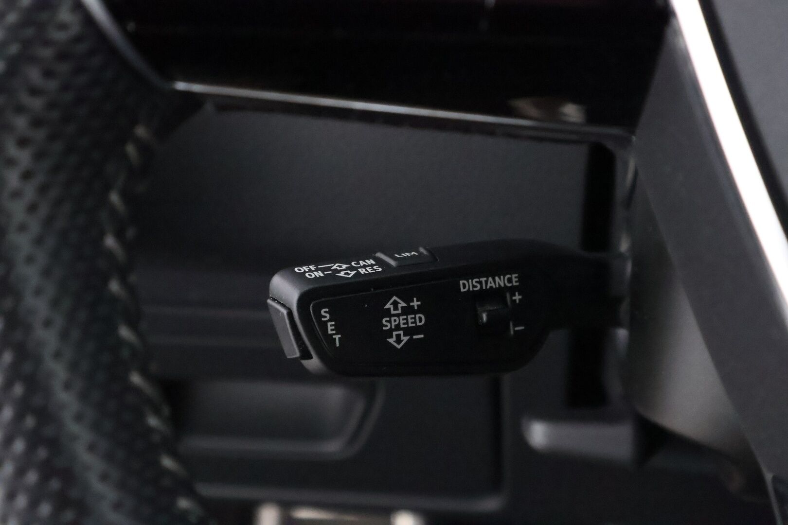 Audi A7 2020 Business Sport 55 TFSI e quattro S tronic S-Line *  Bang & Olufsen 3D / Adapt.Vakkari / Koukku / Matrix LED / Night Vision / Nahka-Alcantara - Akku kuntotarkastettu / ALV / 360-Kamera / Supervarusteltu! - HULLU BLACKWEEK KORKOTARJOUS 2,49%