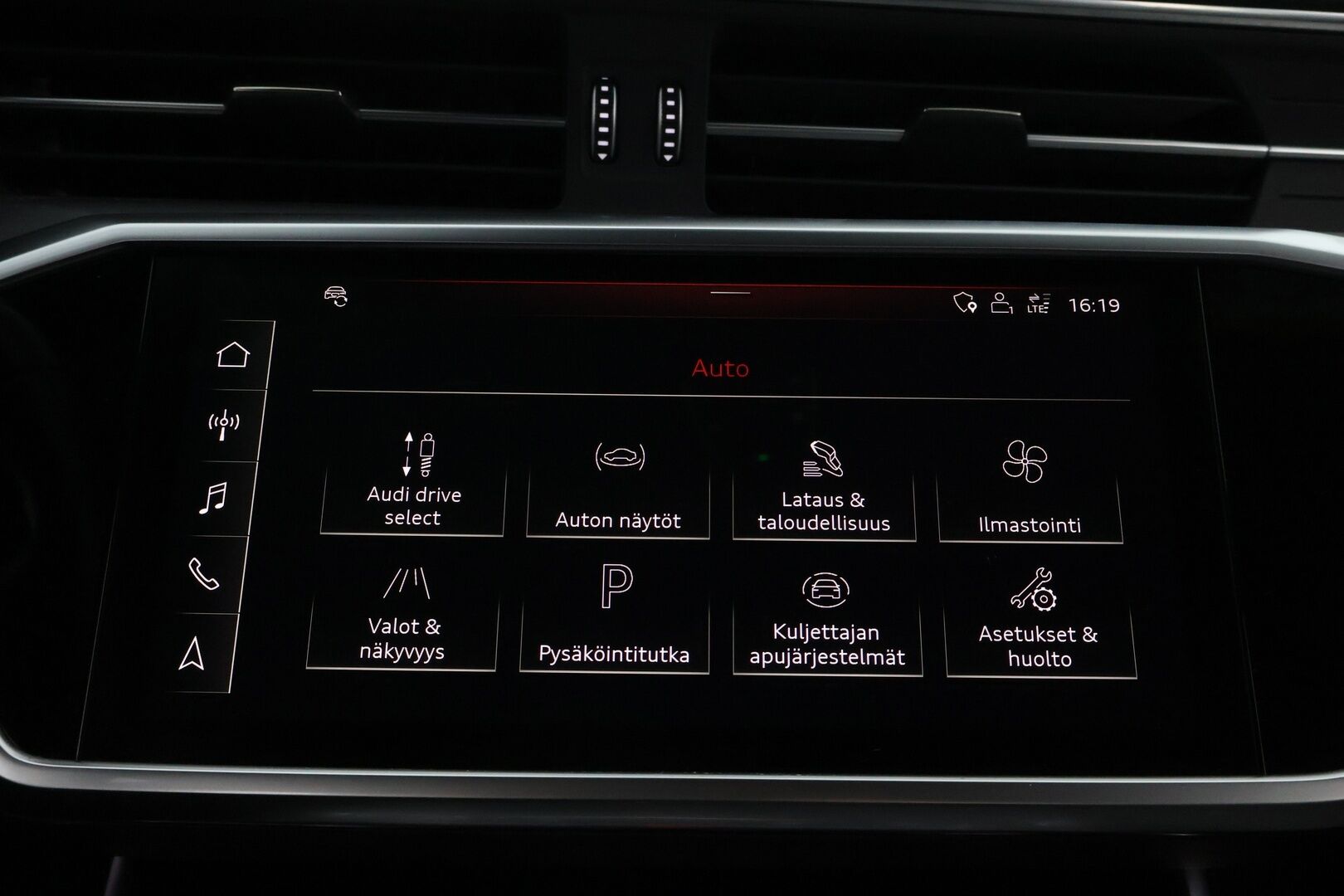 Audi A7 2020 Business Sport 55 TFSI e quattro S tronic S-Line *  Bang & Olufsen 3D / Adapt.Vakkari / Koukku / Matrix LED / Night Vision / Nahka-Alcantara - Akku kuntotarkastettu / ALV / 360-Kamera / Supervarusteltu! - HULLU BLACKWEEK KORKOTARJOUS 2,49%