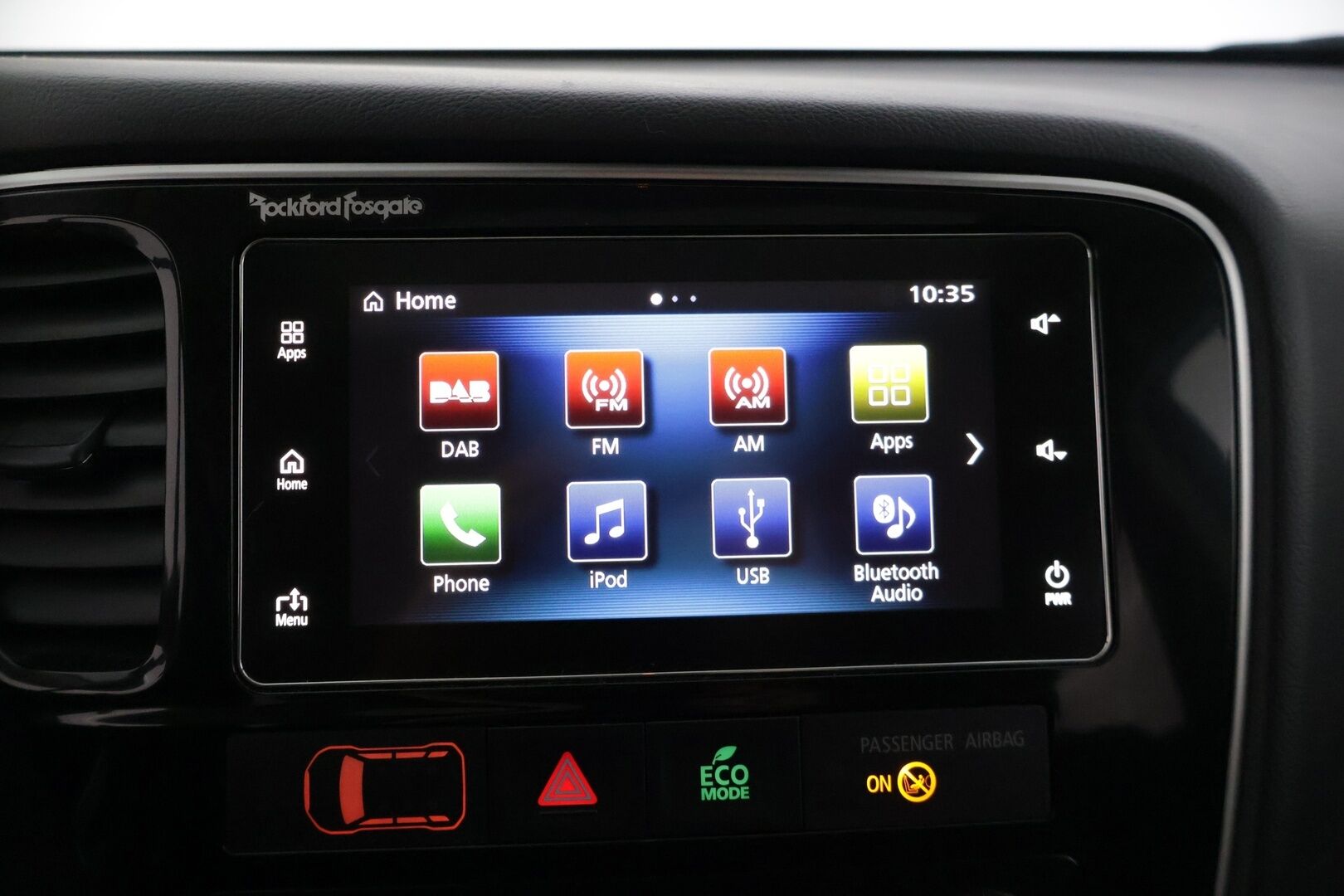 Mitsubishi Outlander PHEV 2017 Instyle 4WD 5P * 360-Kamera / Rockford / Adapt.Vakkari / Nahkasisusta / Sähkökontti / Lämmitettävä tuulilasi * - Merkkihuollettu / 2x Renkaat & Vanteet / Kattoluukku / Ratinlämmitin / BLIS 