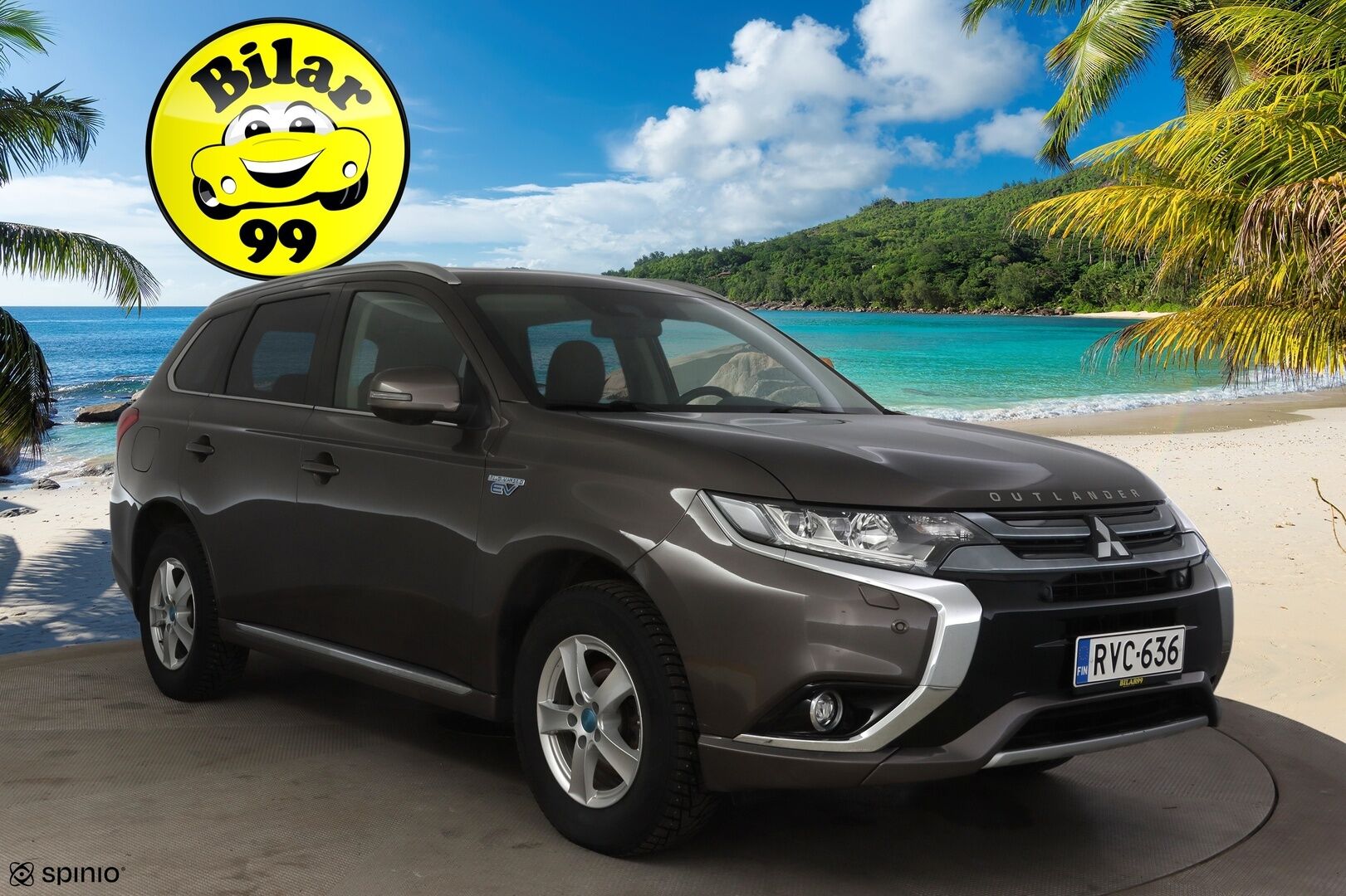 Mitsubishi Outlander PHEV 2017 Instyle 4WD 5P * 360-Kamera / Rockford / Adapt.Vakkari / Nahkasisusta / Sähkökontti / Lämmitettävä tuulilasi * - Merkkihuollettu / 2x Renkaat & Vanteet / Kattoluukku / Ratinlämmitin / BLIS 