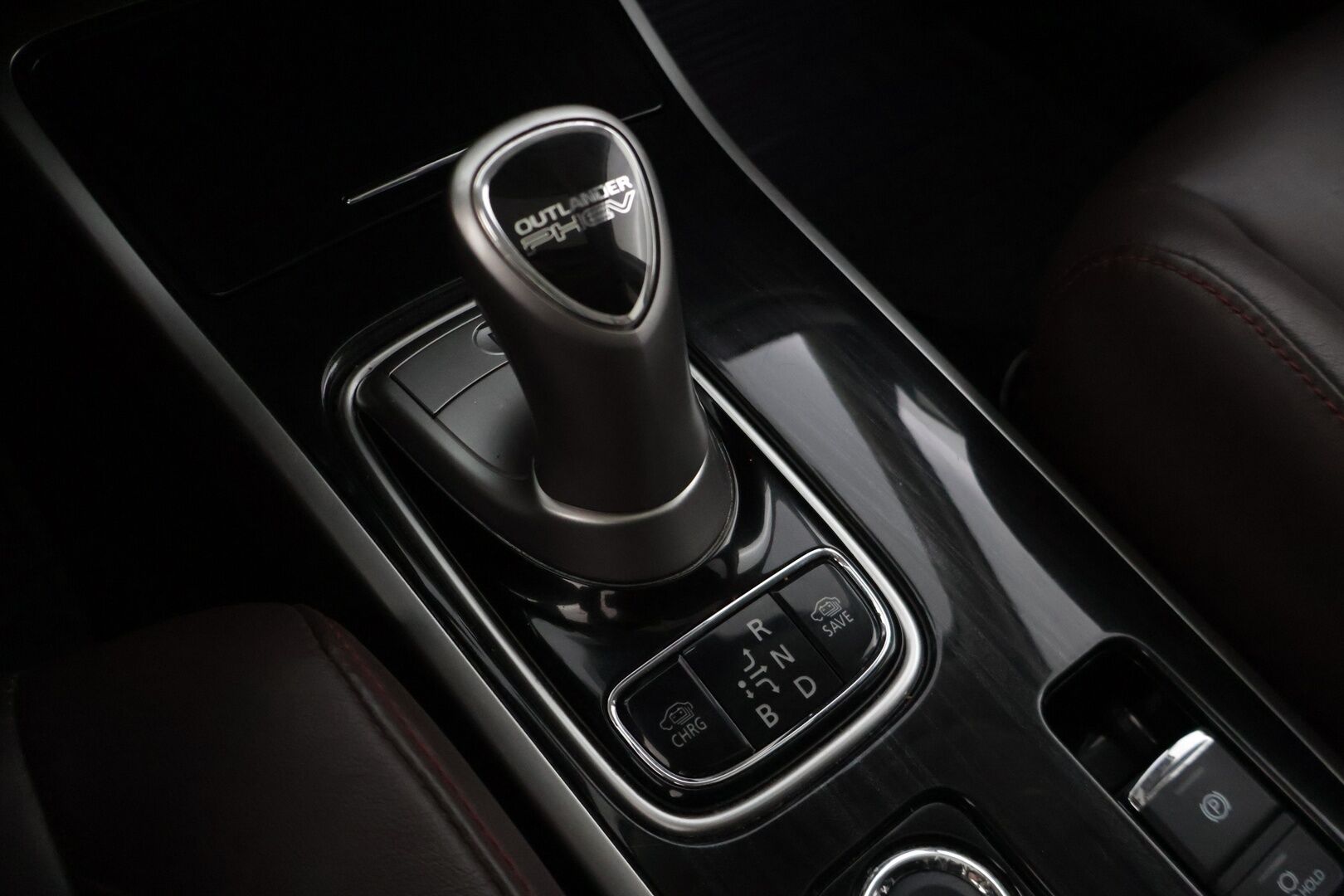 Mitsubishi Outlander PHEV 2017 Instyle 4WD 5P * 360-Kamera / Rockford / Adapt.Vakkari / Nahkasisusta / Sähkökontti / Lämmitettävä tuulilasi * - Merkkihuollettu / 2x Renkaat & Vanteet / Kattoluukku / Ratinlämmitin / BLIS 