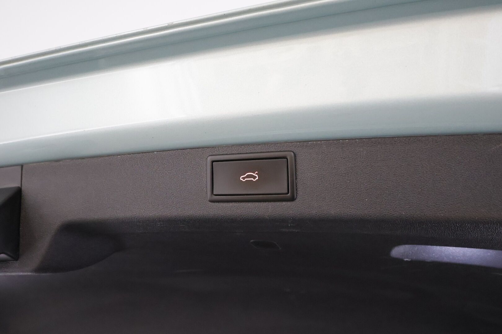 Skoda Enyaq 2022 60 iV *ACC / Matrix-LED / Koukku / Lisälämmitin / P.Kamera / Muistipenkki / Apple&Android / Keyless * - Merkkihuollettu / Akku kuntotarkastettu / Kahdet Renkaat / 2x Lataus - HULLUT AVAJAISHULINAT KORKOTARJOUS 3,29 %