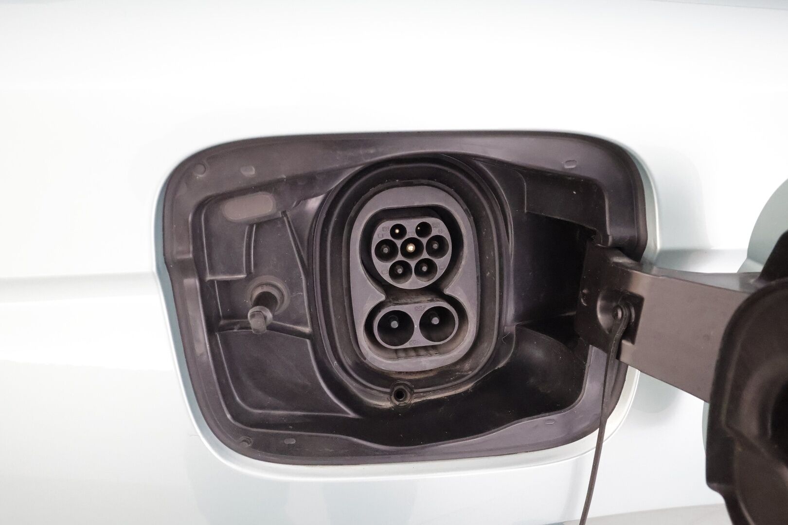 Skoda Enyaq 2022 60 iV *ACC / Matrix-LED / Koukku / Lisälämmitin / P.Kamera / Muistipenkki / Apple&Android / Keyless * - Merkkihuollettu / Akku kuntotarkastettu / Kahdet Renkaat / 2x Lataus - HULLUT AVAJAISHULINAT KORKOTARJOUS 3,29 %