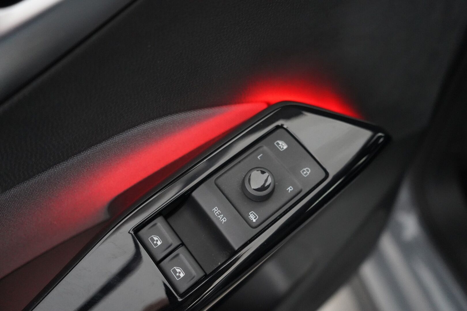 Volkswagen ID.3 2023 Pro Performance Life 150kW, akku 58kWh  * ACC / ILP / Tutkat / HUD * - Merkkihuollettu / Kahdet renkaat aluvantein / SOH 92.9%