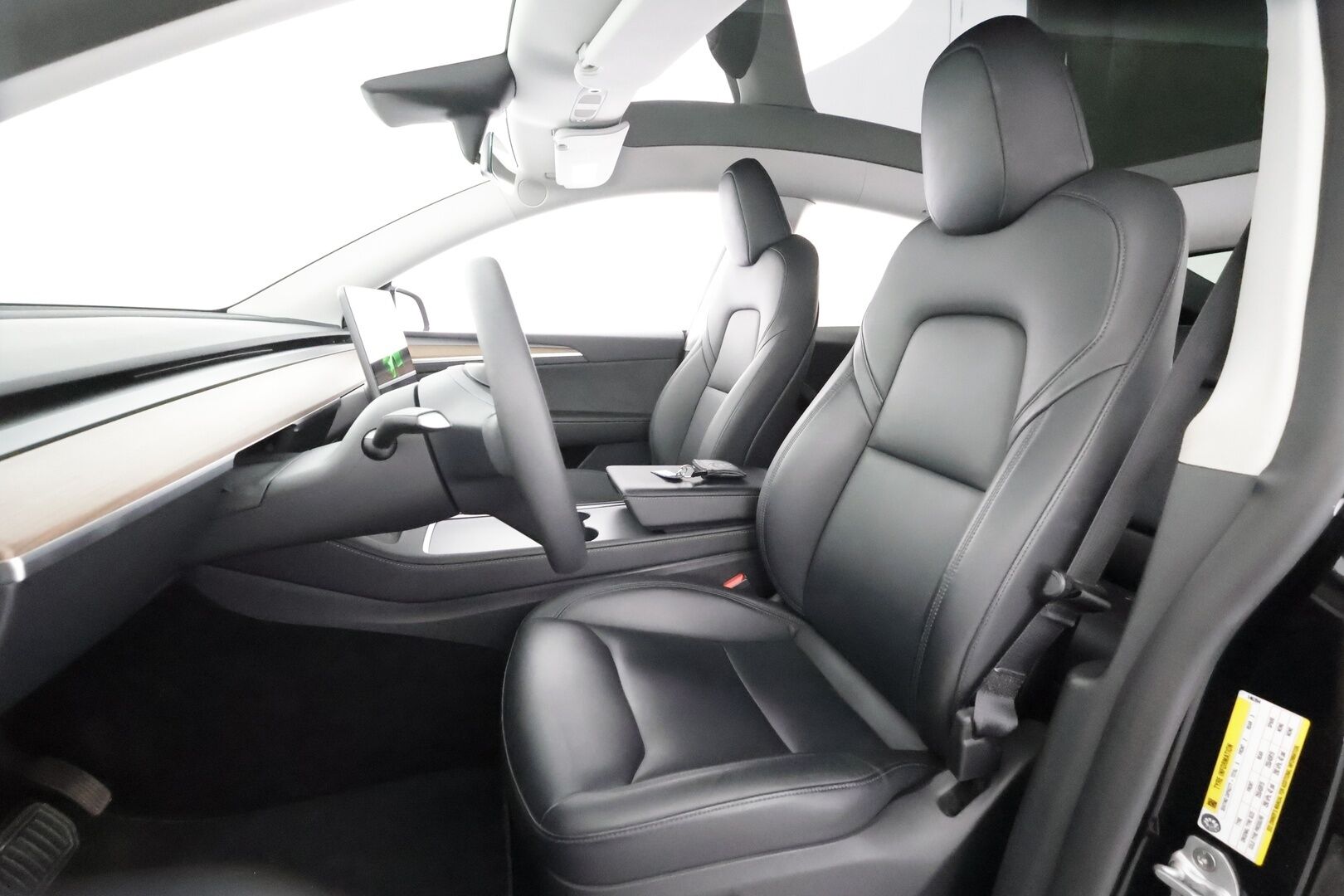 Tesla Model Y 2023 Long Range - | Koukku | ILP | Lasikatto | ACC | Matrix-LED | P.Kamera | Muistipenkki | Premium Audio | Navi | Kaistavahti | Keyless | 1-om Suomi-auto | Kahdet renkaat |