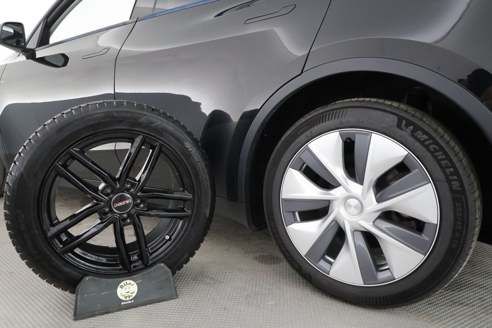 Tesla Model Y 2023 Long Range - | Koukku | ILP | Lasikatto | ACC | Matrix-LED | P.Kamera | Muistipenkki | Premium Audio | Navi | Kaistavahti | Keyless | 1-om Suomi-auto | Kahdet renkaat |