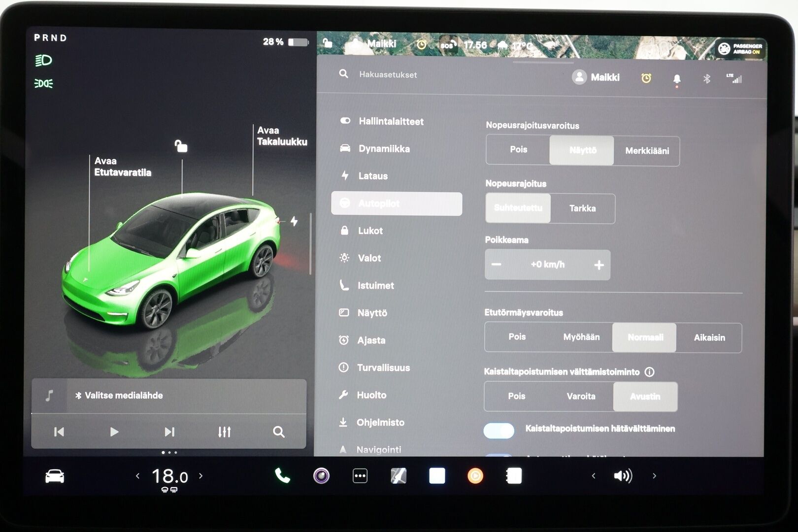Tesla Model Y 2023 Long Range - | Koukku | ILP | Lasikatto | ACC | Matrix-LED | P.Kamera | Muistipenkki | Premium Audio | Navi | Kaistavahti | Keyless | 1-om Suomi-auto | Kahdet renkaat |