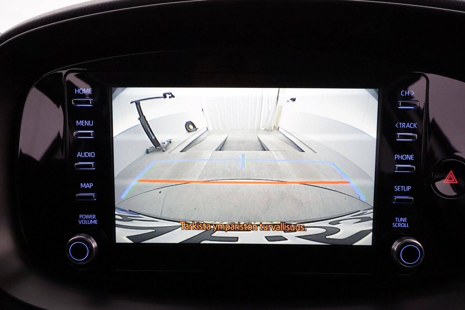 Toyota Aygo X 2023 1,0 VVT-i Play Edition Multidrive S *ACC / P.kamera / LED / Apple&Android* - Suomi-auto / Kahdet renkaat aluvanteilla / Merkkihuollettu