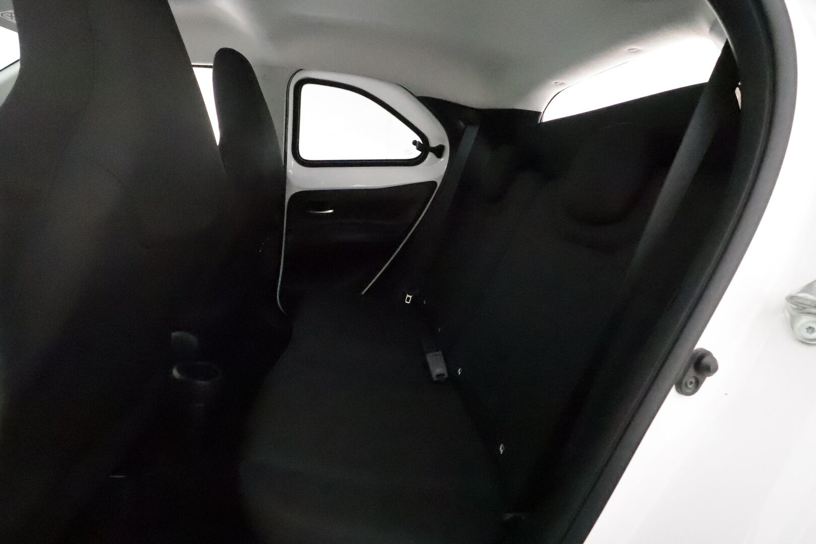 Toyota Aygo X 2023 1,0 VVT-i Play Edition Multidrive S *ACC / P.kamera / LED / Apple&Android* - Suomi-auto / Kahdet renkaat aluvanteilla / Merkkihuollettu