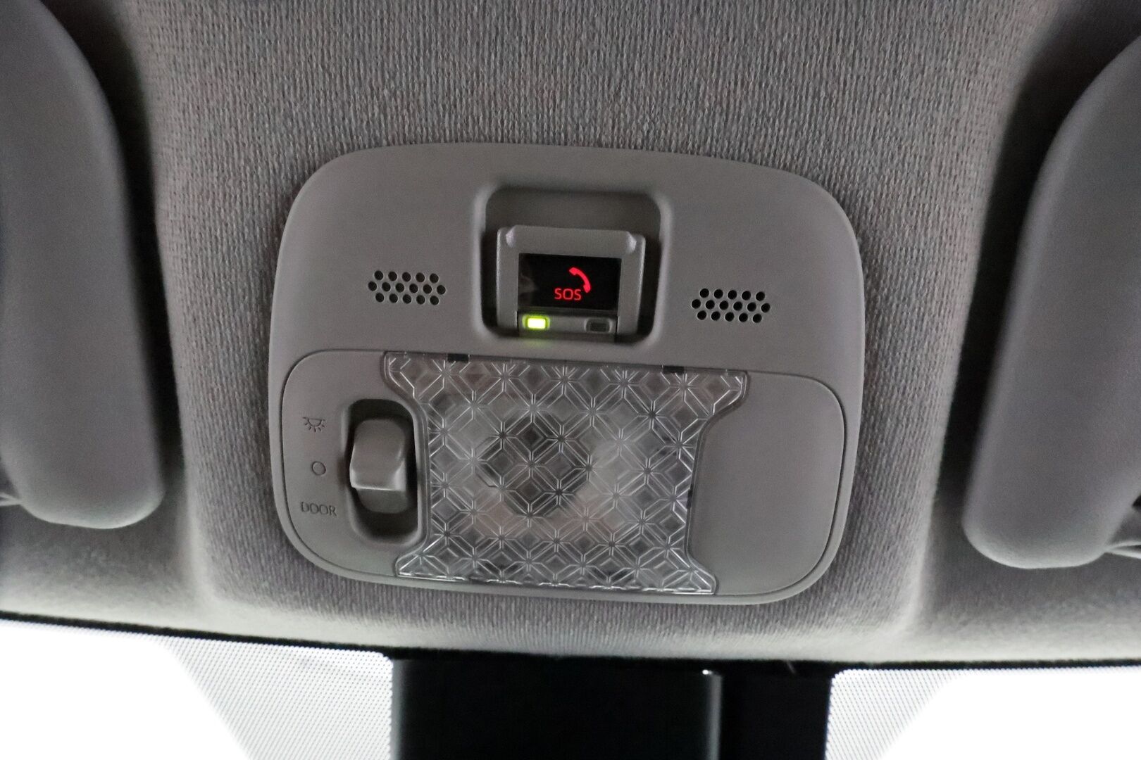 Toyota Aygo X 2023 1,0 VVT-i Play Edition Multidrive S *ACC / P.kamera / LED / Apple&Android* - Suomi-auto / Kahdet renkaat aluvanteilla / Merkkihuollettu - Osta nyt, maksa vasta ensi vuonna