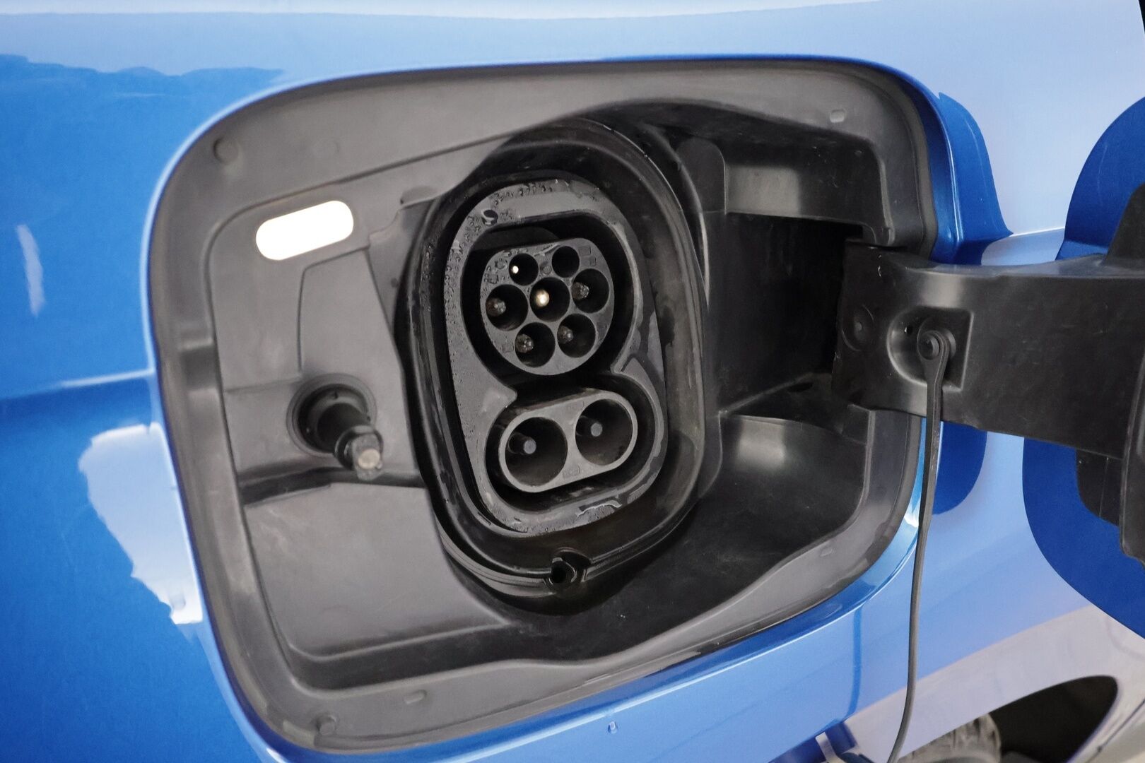 Skoda Enyaq 2023 80x 4x4 iV * ACC / Lisälämmitin / Koukku / P.kamera / Skoda crystal Matrix LED / Keyless / Apple&Android * - Suomi-auto / Kahdet Renkaat