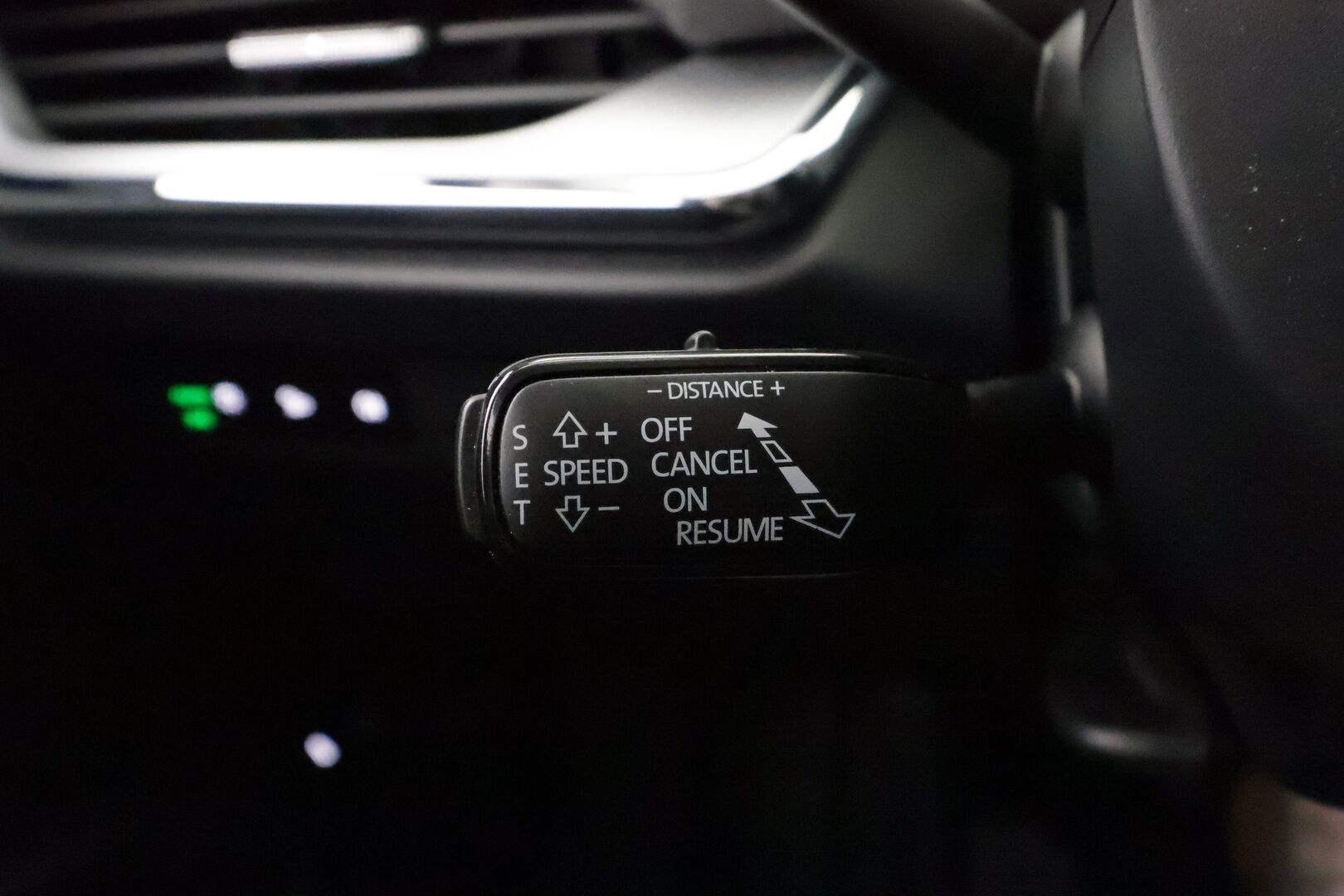 Skoda Enyaq 2023 80x 4x4 iV * ACC / Lisälämmitin / Koukku / P.kamera / Skoda crystal Matrix LED / Keyless / Apple&Android * - Suomi-auto / Kahdet Renkaat