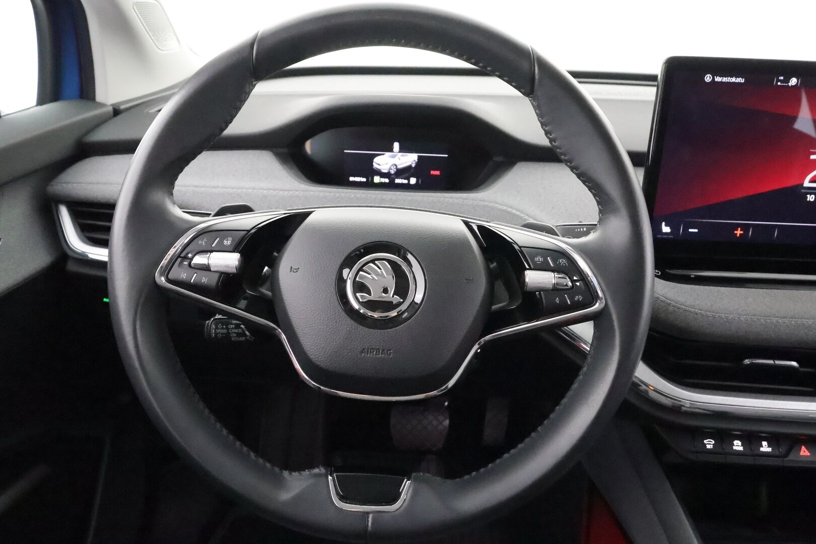 Skoda Enyaq 2023 80x 4x4 iV * ACC / Lisälämmitin / Koukku / P.kamera / Skoda crystal Matrix LED / Keyless / Apple&Android * - Suomi-auto / Kahdet Renkaat