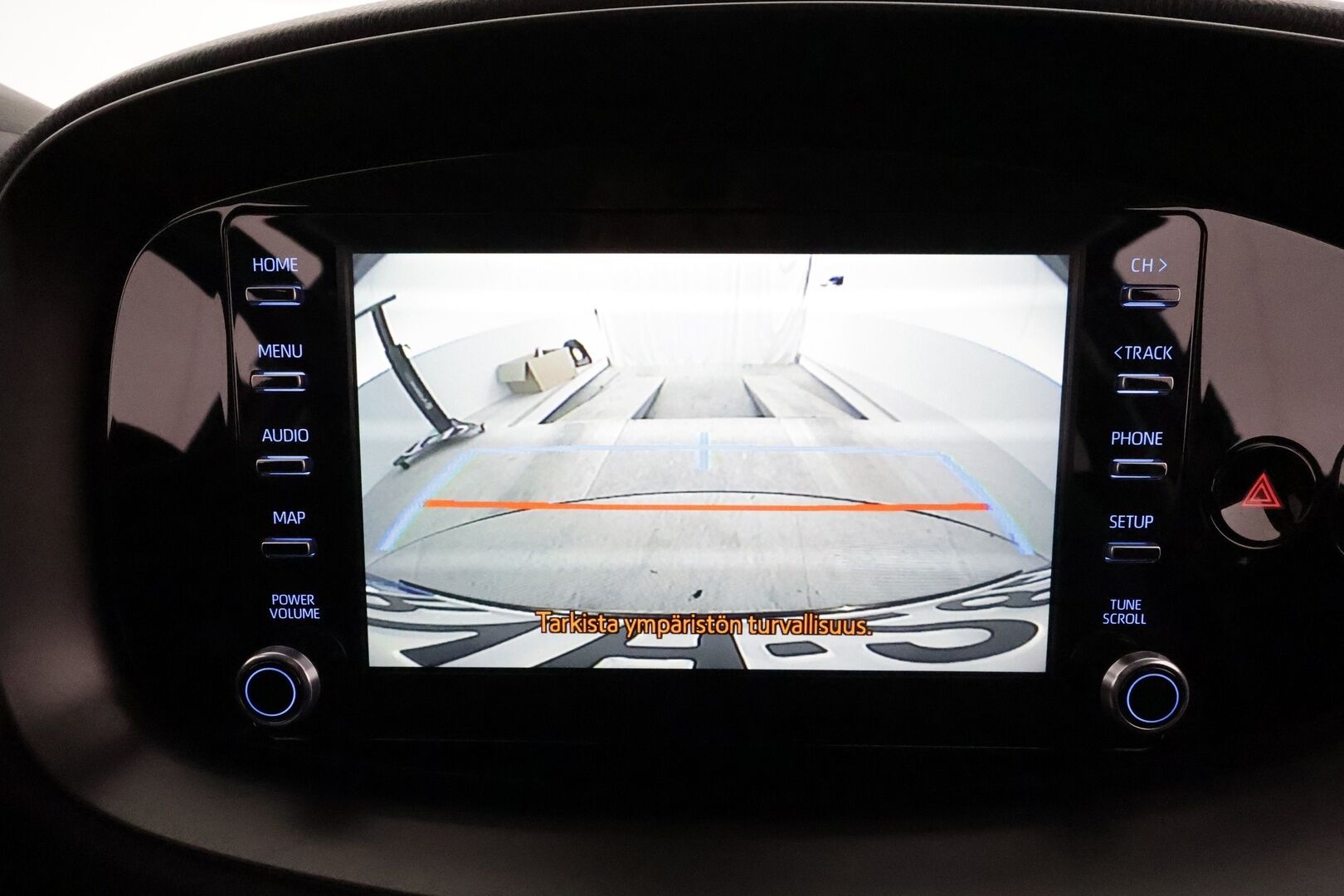 Toyota Aygo X 2023 1,0 VVT-i Play Edition Multidrive S *ACC / P.kamera / LED / Apple&Android* - 1.Om Suomi-auto / Kahdet renkaat aluvanteilla / Merkkihuollettu