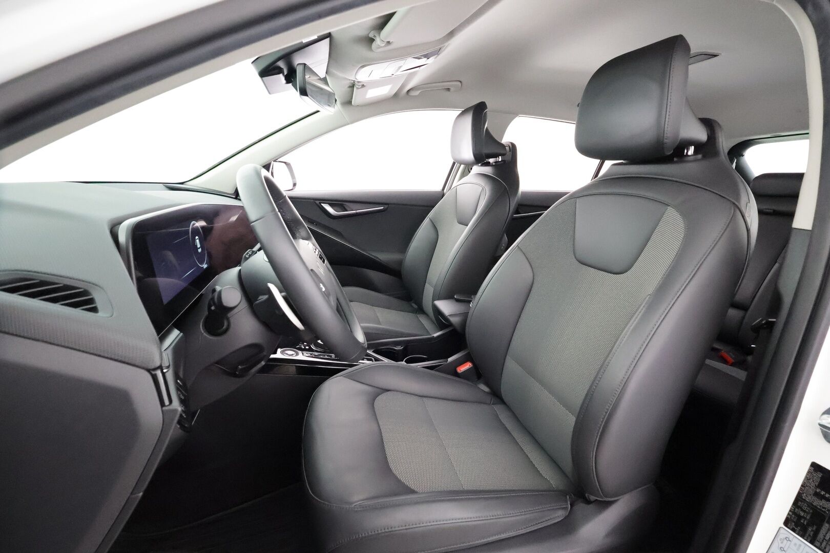 Kia Niro 2023 EX 64,8kWh 204hv Premium - | ILP | ACC | LED | P.Kamera | Sähköpenkki | Kaistavahti | Navi | Keyless | HDA | Apple&Android | Suomi-auto | Merkkihuollot | Kahdet renkaat |