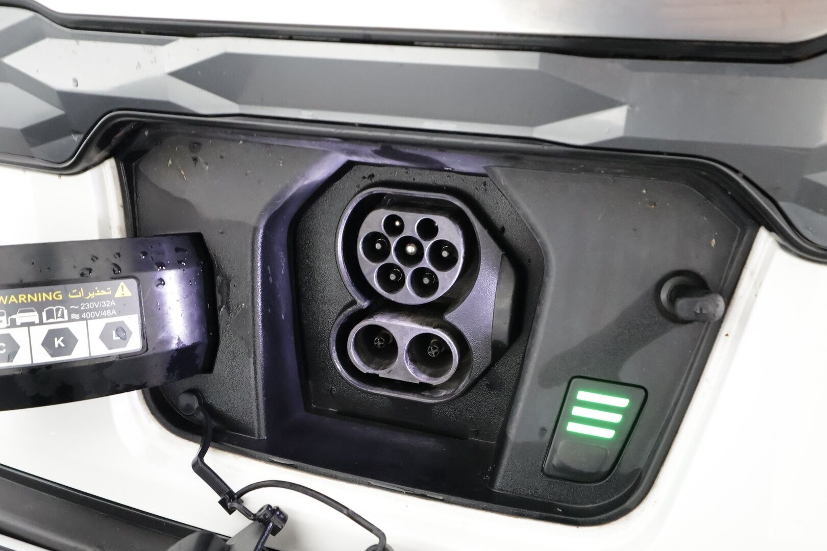 Kia Niro 2023 EX 64,8kWh 204hv Premium - | ILP | ACC | LED | P.Kamera | Sähköpenkki | Kaistavahti | Navi | Keyless | HDA | Apple&Android | Suomi-auto | Merkkihuollot | Kahdet renkaat |