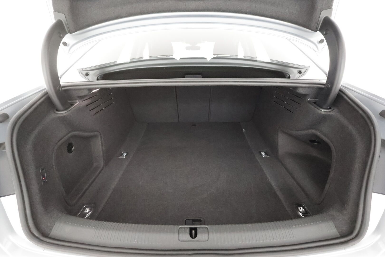 Audi A4 2023 Sedan Progress 35 TFSI 110kW MHEV S tronic - Suomiauto | Webasto | Peruutuskamera | Digital Cockpit | Vetokoukku | Black Optic |  Matrix LED | Huippuvarusteet!