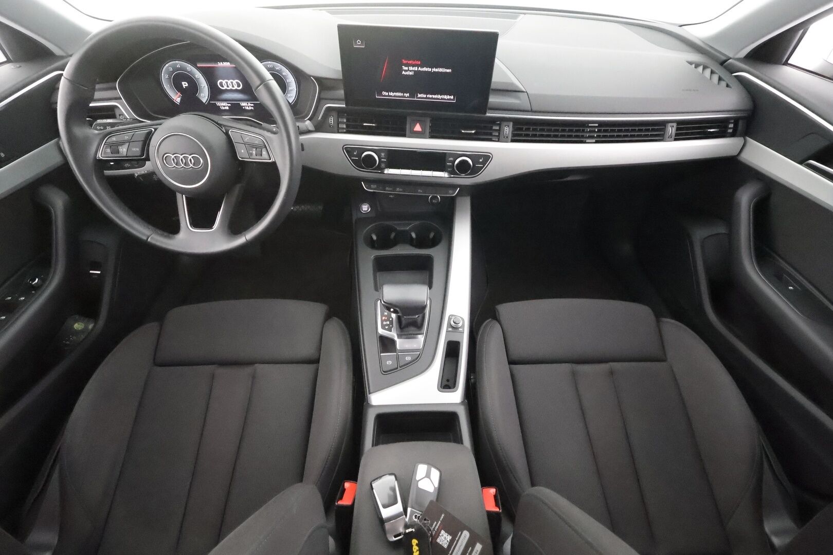 Audi A4 2023 Sedan Progress 35 TFSI 110kW MHEV S tronic - Suomiauto | Webasto | Peruutuskamera | Digital Cockpit | Vetokoukku | Black Optic |  Matrix LED | Huippuvarusteet!