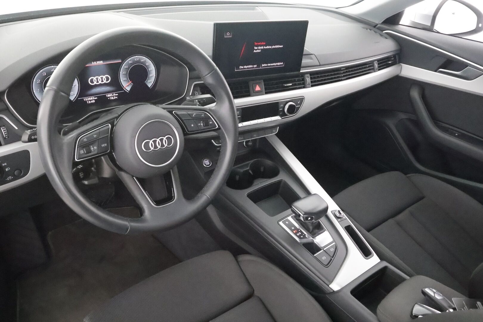 Audi A4 2023 Sedan Progress 35 TFSI 110kW MHEV S tronic - Suomiauto | Webasto | Peruutuskamera | Digital Cockpit | Vetokoukku | Black Optic |  Matrix LED | Huippuvarusteet!