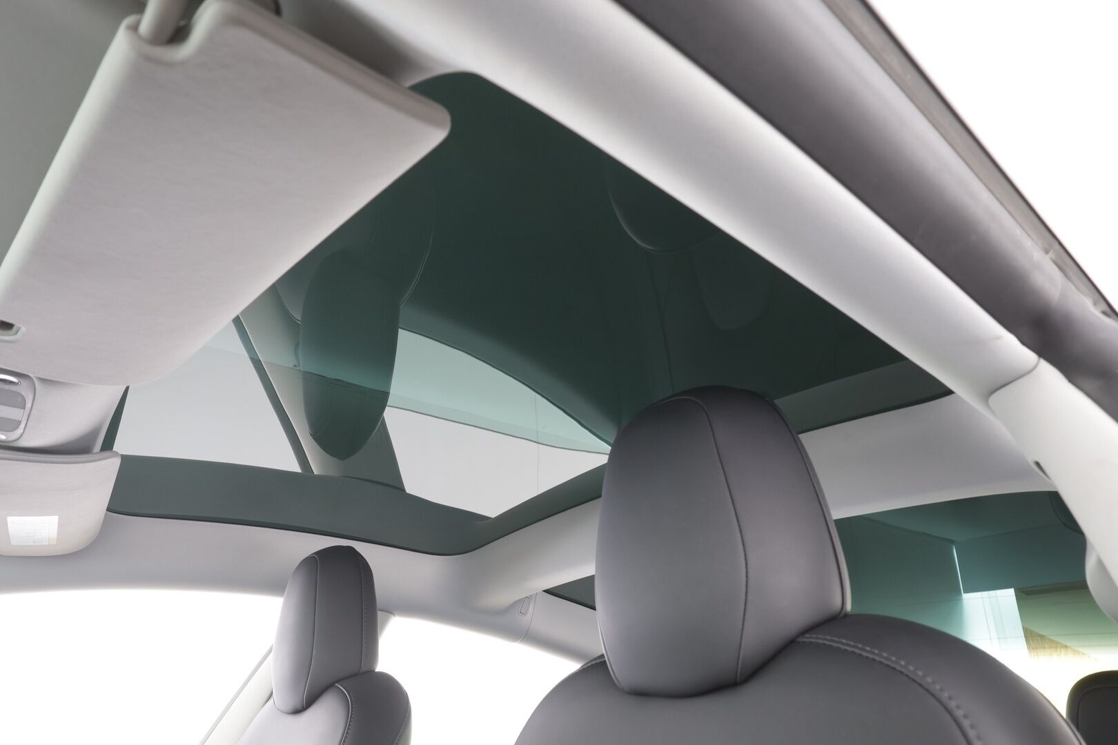 Tesla Model 3 2023 RWD - | ILP | Lasikatto | ACC | Matrix-LED | P.Kamera | Muistipenkki | Premium Speakers | Navi | Kaistavahti | Keyless | 1-om Suomi-auto | 2x Latauskaapelit | Kahdet renkaat |