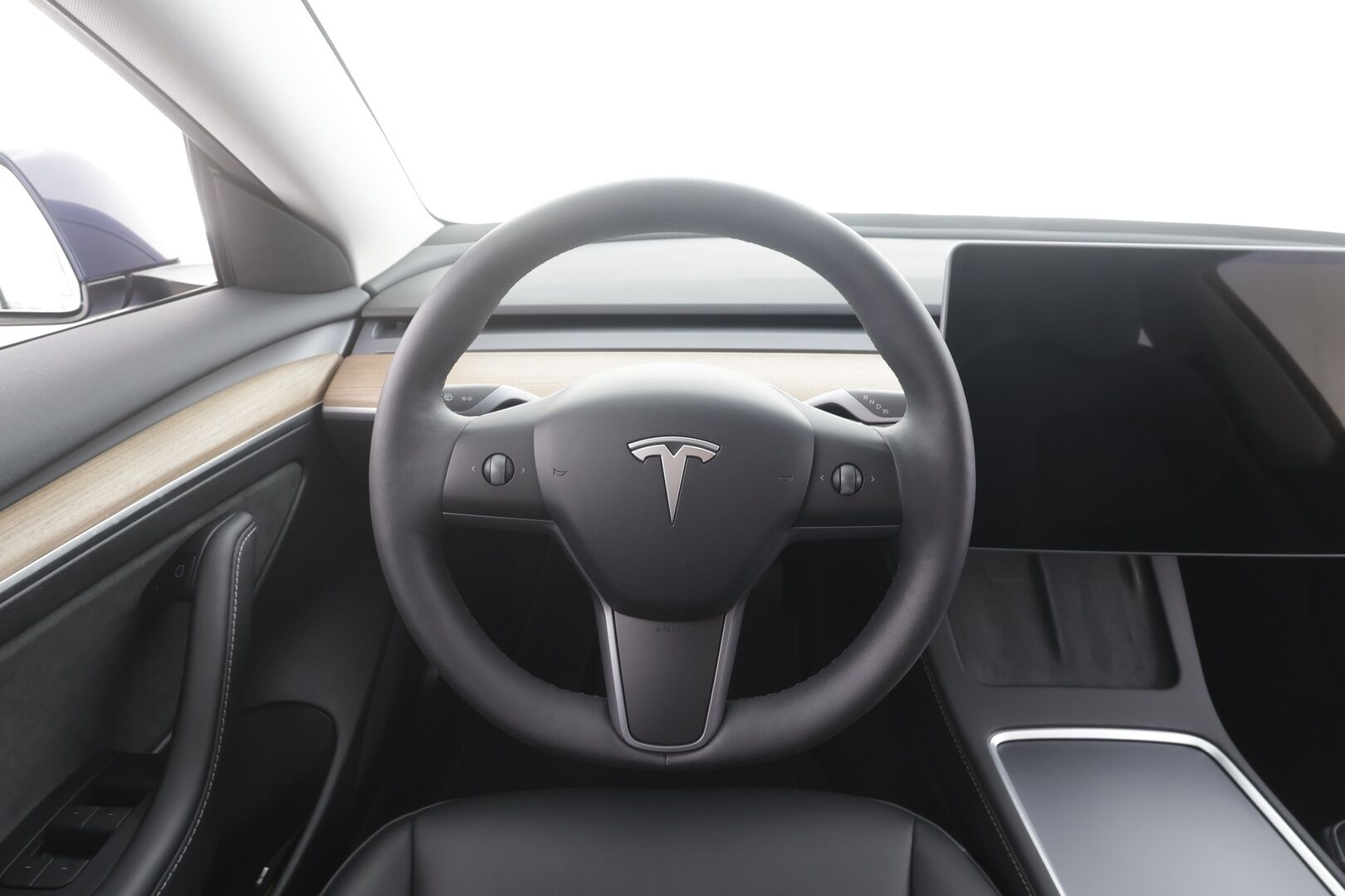 Tesla Model 3 2023 RWD - | ILP | Lasikatto | ACC | Matrix-LED | P.Kamera | Muistipenkki | Premium Speakers | Navi | Kaistavahti | Keyless | 1-om Suomi-auto | 2x Latauskaapelit | Kahdet renkaat |