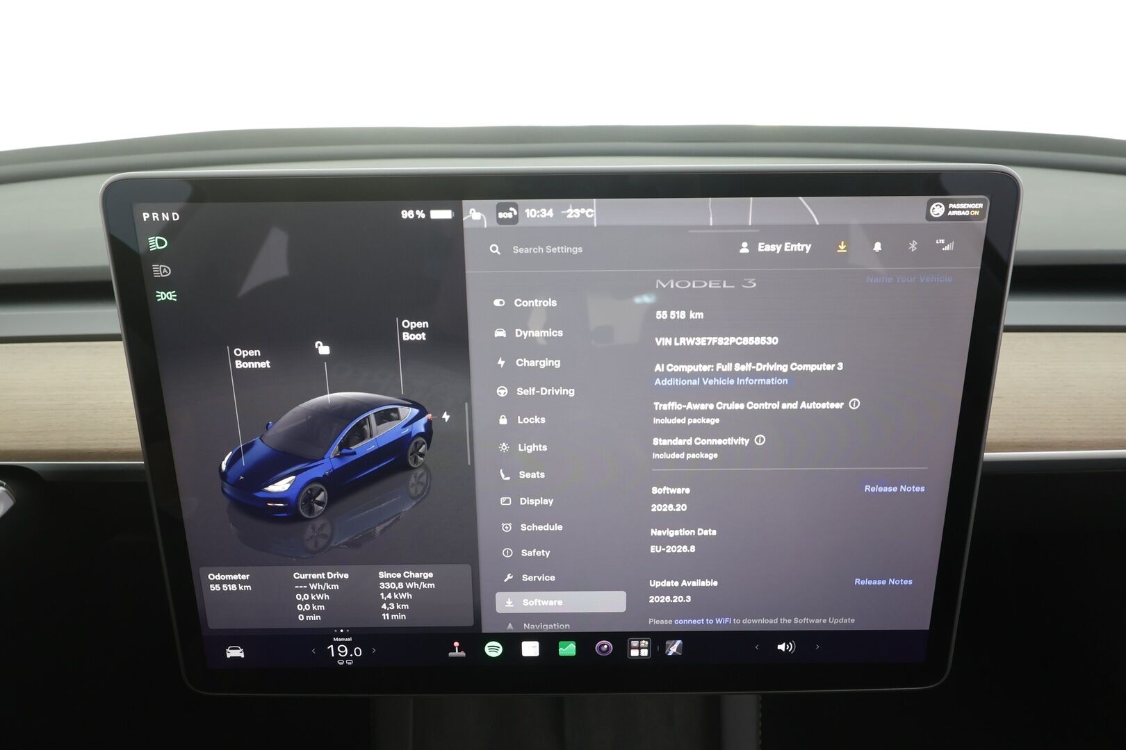 Tesla Model 3 2023 RWD - | ILP | Lasikatto | ACC | Matrix-LED | P.Kamera | Muistipenkki | Premium Speakers | Navi | Kaistavahti | Keyless | 1-om Suomi-auto | 2x Latauskaapelit | Kahdet renkaat |