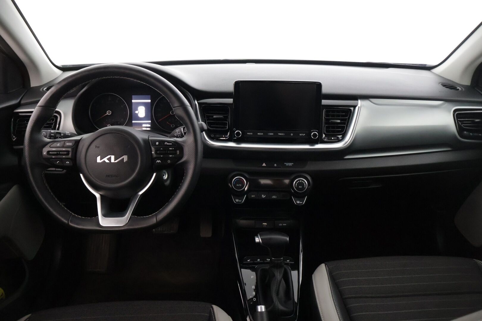 Kia Stonic 2023 1,0 T-GDI 100hv EX DCT Premium Gray * Vakkari / P-kamera / Tutkat takana / Ratinlämmitin / AppleCarPlay * - * 1.om Suomi-auto / Kahdet merkkirenkaat alumiinivanteilla! *
