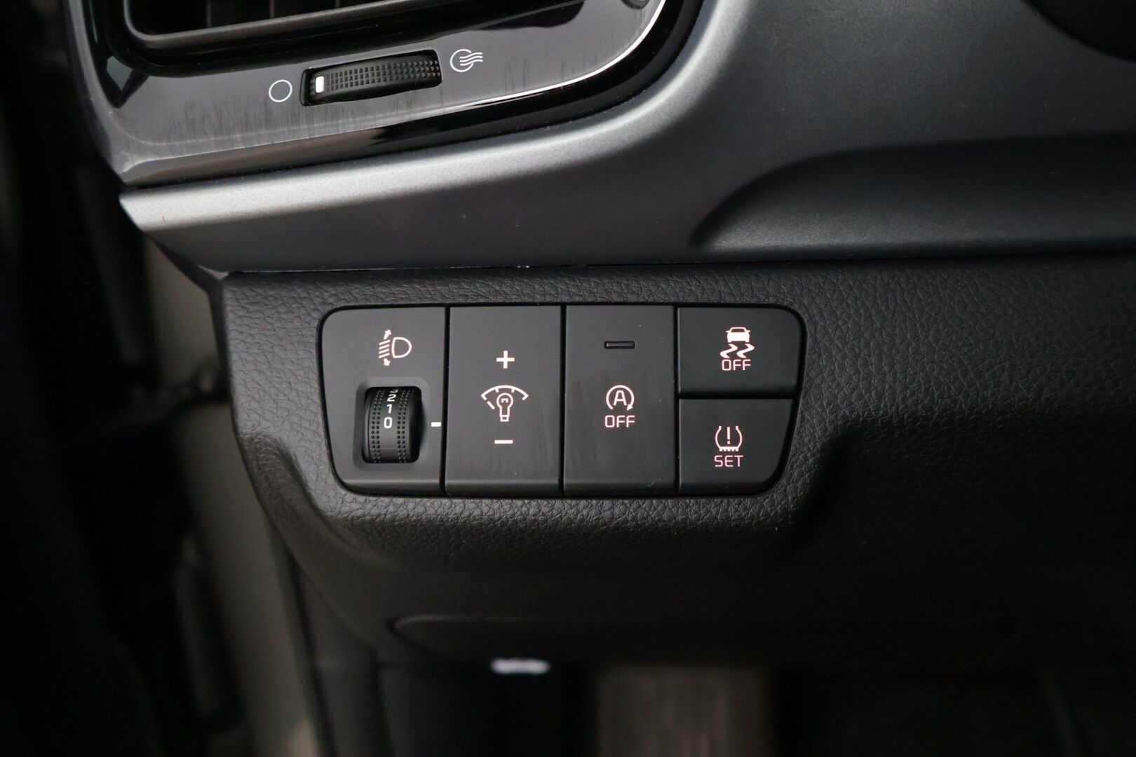 Kia Stonic 2023 1,0 T-GDI 100hv EX DCT Premium Gray - | 1.Om Suomi-auto | P-kamera | LED | Vakkari | Merkkiliikkeen huoltokirja | Juuri Huollettu | Apple&Android carplay | Ratinlämmitin |