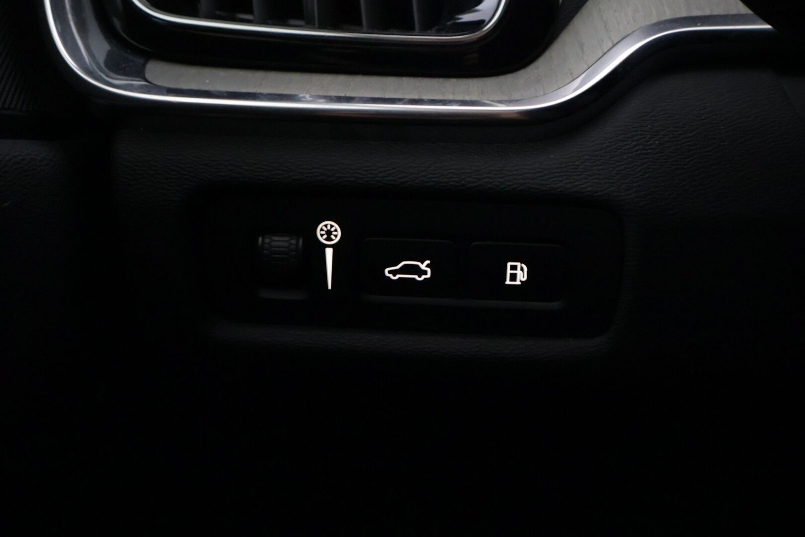 Volvo S60 2020 T6 TwE AWD Inscription Plug-in *ACC / HUD / Webasto / BLIS / Hierovat istuimet / Koukku / Kamera* - Merkkihuollettu / Kahdet Volvon alumiinivanteet