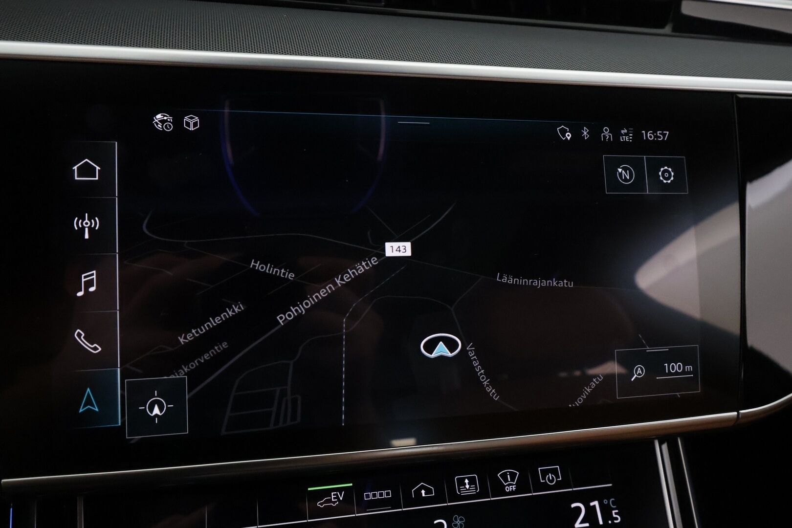 Audi A8 2023 Sedan Lang 60 TFSI e quattro tiptronic - | Nelipyöräohjaus | Imuovet | B&O Advanced 3D | ACC | Night vision | HD Matrix | Ilm. muistipenkit takana hieronnalla | Comfort penkki hieronnalla | Takanäytöt | HUD | 360° | Merkkihuollettu | ALV | 