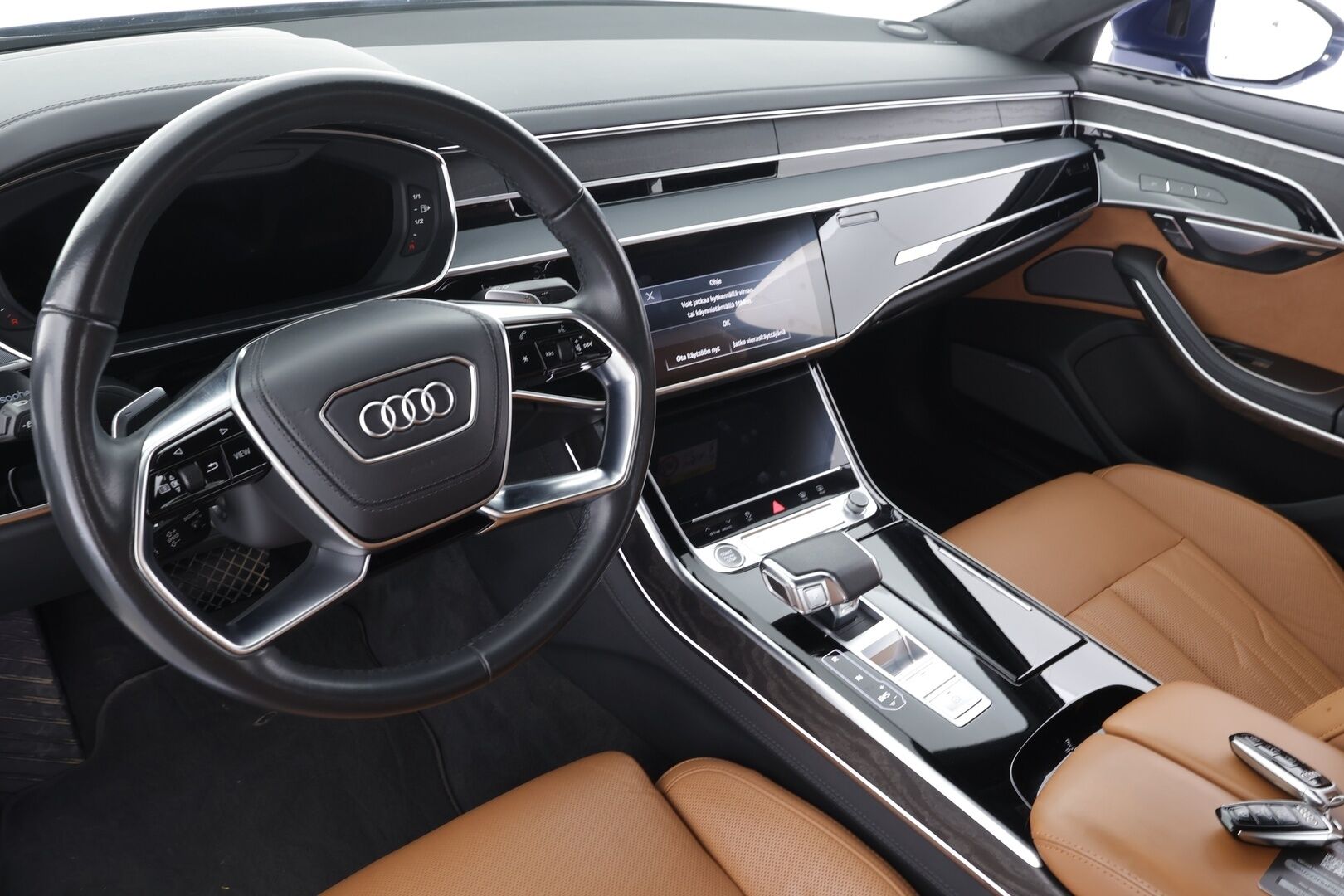 Audi A8 2023 Sedan Lang 60 TFSI e quattro tiptronic - | Nelipyöräohjaus | Imuovet | B&O Advanced 3D | ACC | Night vision | HD Matrix | Ilm. muistipenkit takana hieronnalla | Comfort penkki hieronnalla | Takanäytöt | HUD | 360° | Merkkihuollettu | ALV | 