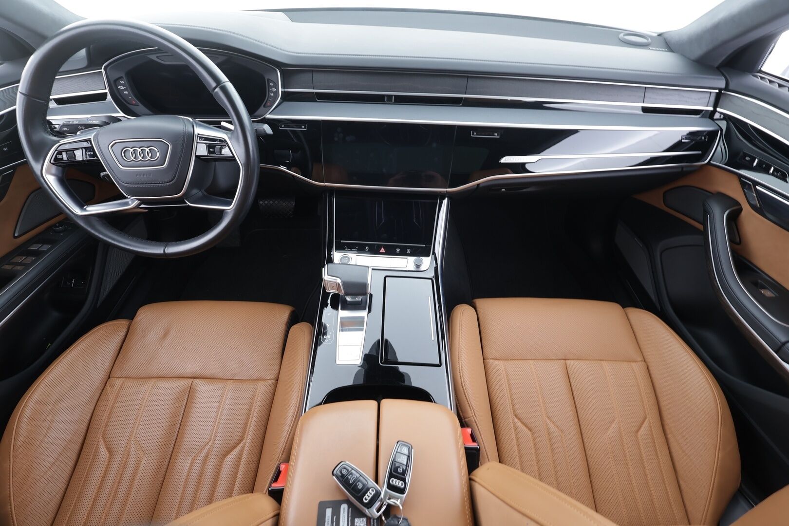 Audi A8 2023 Sedan Lang 60 TFSI e quattro tiptronic - | Nelipyöräohjaus | Imuovet | B&O Advanced 3D | ACC | Night vision | HD Matrix | Ilm. muistipenkit takana hieronnalla | Comfort penkki hieronnalla | Takanäytöt | HUD | 360° | Merkkihuollettu | ALV | 