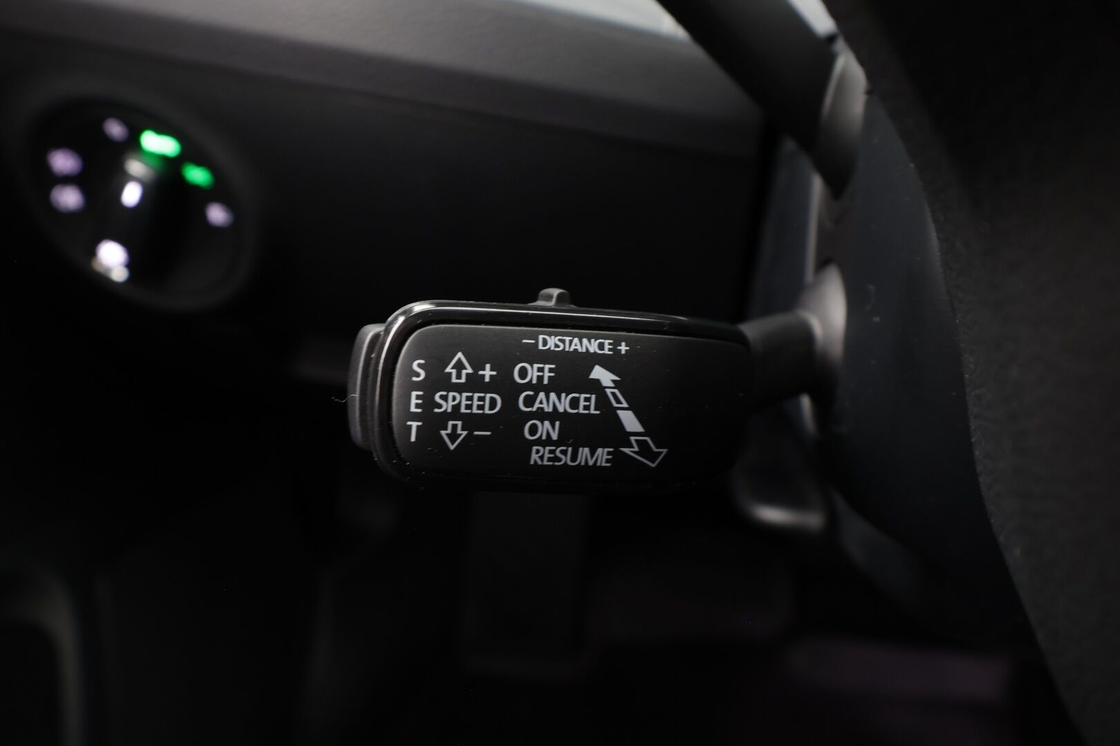 Skoda Superb 2024 Combi 1.4 TSI PHEV Ambition iV DSG * ACC / P.tutkat / LED / Navi / Webasto / Koukku / KeylessGo / Sähköluukku * - 1.Om Suomi-auto / Akku kuntotarkastettu / Kahdet renkaat aluvanteilla / Merkkihuollettu - HULLUT AVAJAISHULINAT KORKOTARJOUS 3,29 %