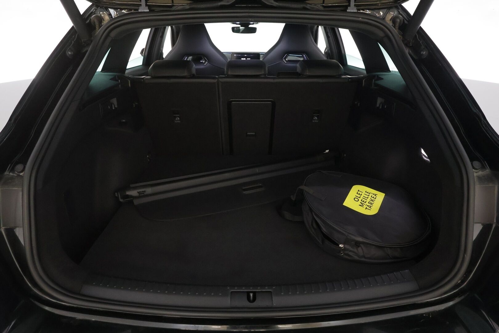 CUPRA Leon Sportstourer 2021 1,4 PHEV 180 kW e-HYBRID DSG - | ACC | Muistipenkki | DCC | Sporttipenkit | Puolinahat | P.kamera | Ambient | Keyless | Side assist | Sähk. takaluukku | Lämm. ratti | 