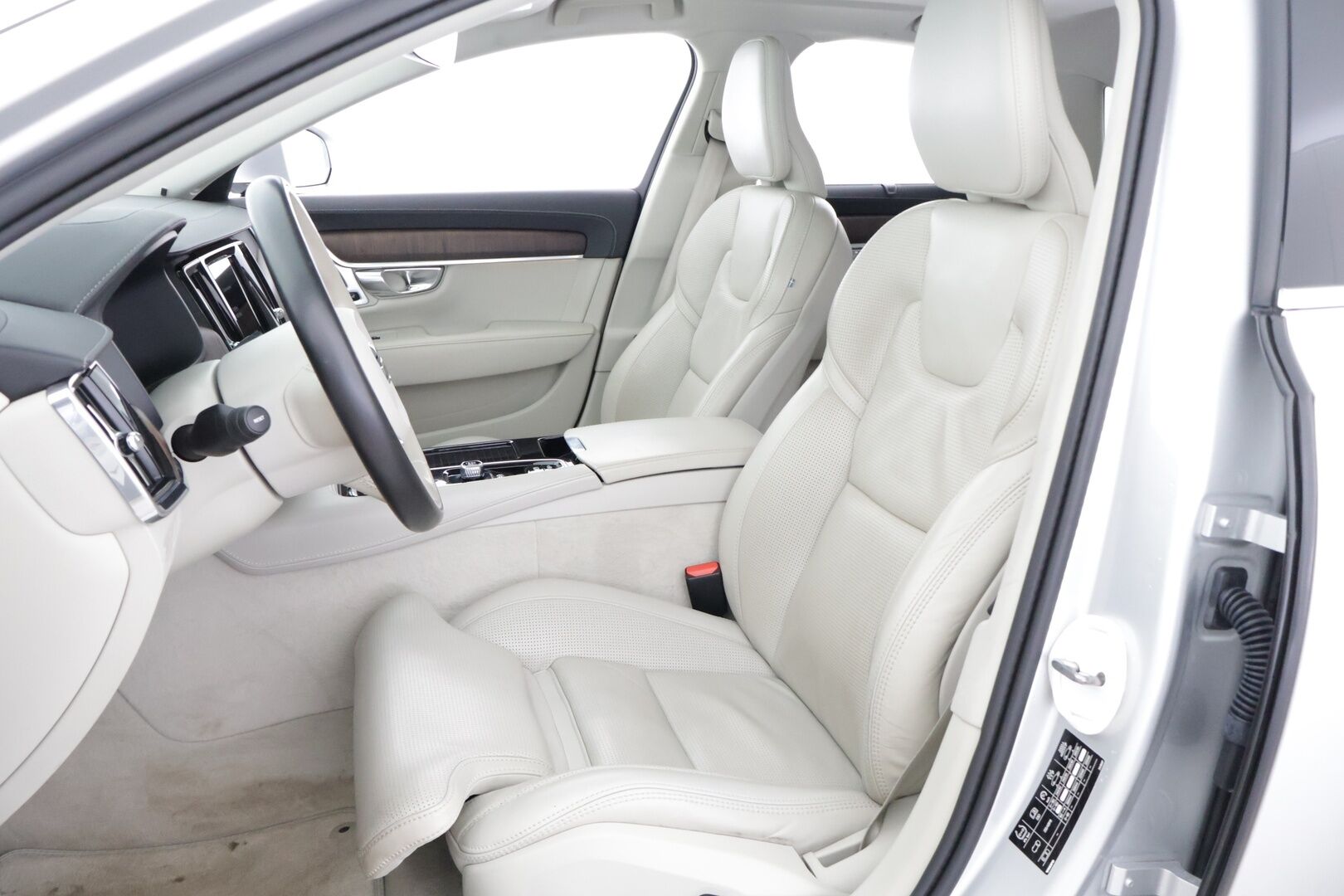 Volvo S90 2021 T8 TwE AWD Inscription aut *Adapt. Vakkari / BLIS / HUD / Bowers&Wilkins / 360 kamerat / Kattoluukku / Tuul. sekä hierovat nahat* - 3,99 % KORKOTARJOUS TÄHÄN AUTOON - *Huippuvarusteet / 2xrenkaat ja vanteet*