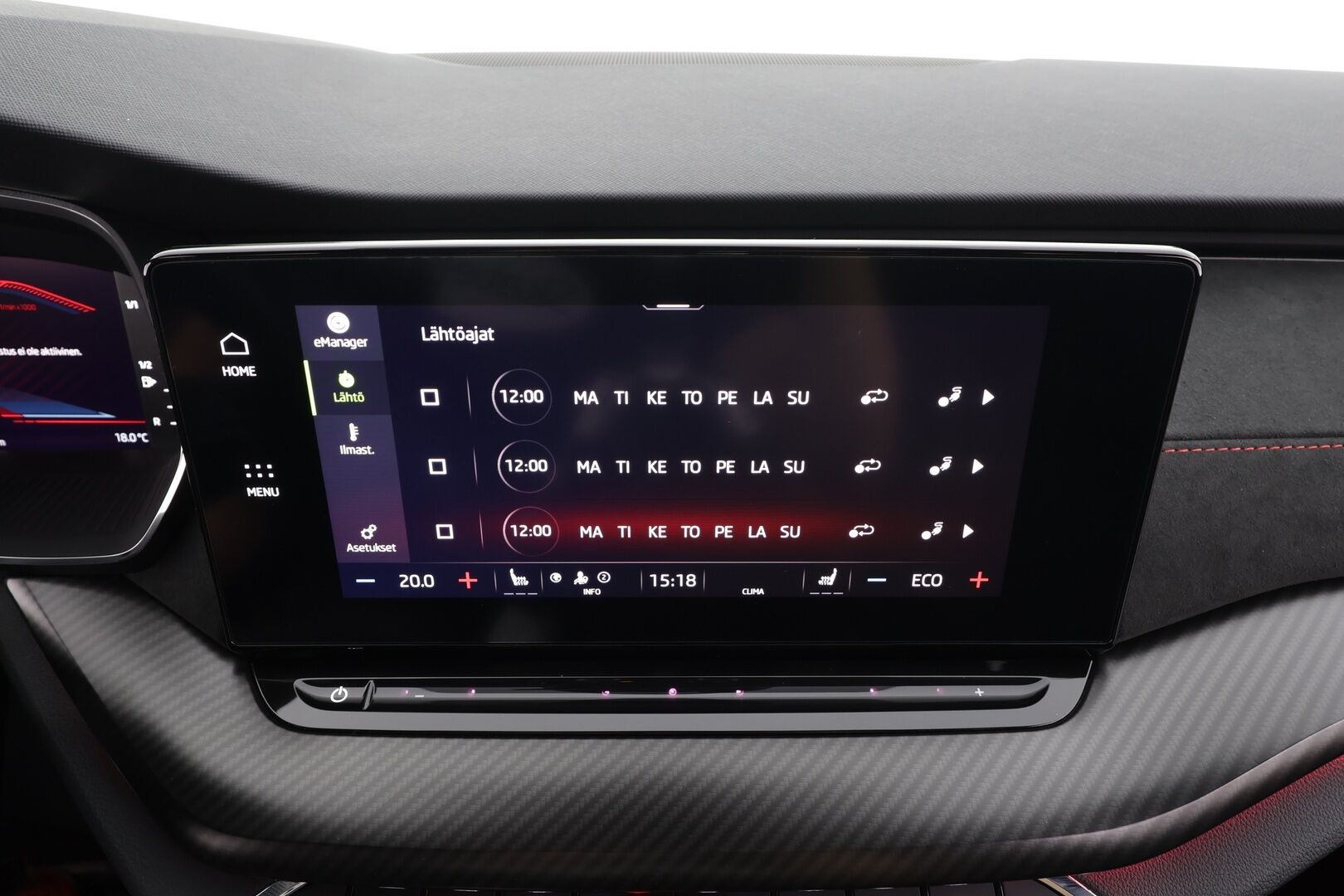 Skoda Octavia 2024 Combi 1.4 TSI PHEV RS iV DSG Autom. - | ACC | Lisälämmitin | Skoda crystal Light Matrix LED | P.Kamera | Digimittaristo | Ratinlämmitys | Keyless | Apple&Android | Suomi-auto | Kahdet Renkaat | Merkkihuollettu |