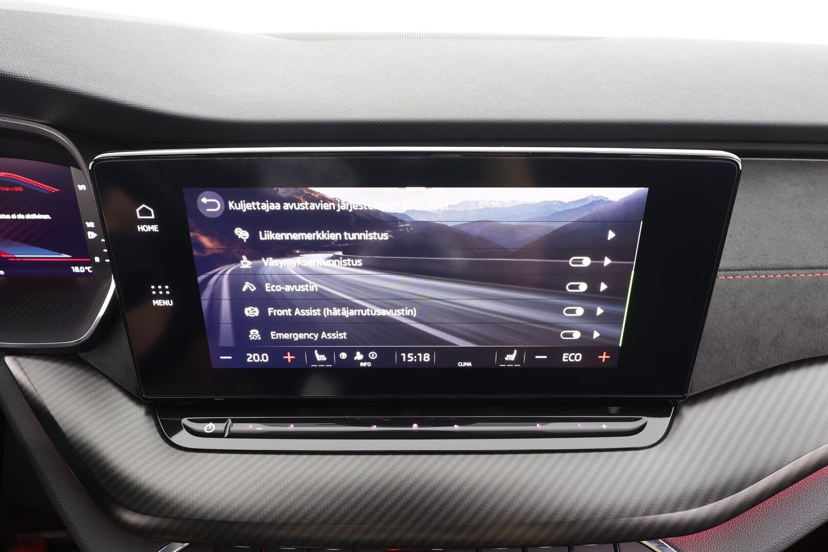 Skoda Octavia 2024 Combi 1.4 TSI PHEV RS iV DSG Autom. - | ACC | Lisälämmitin | Skoda crystal Light Matrix LED | P.Kamera | Digimittaristo | Ratinlämmitys | Keyless | Apple&Android | Suomi-auto | Kahdet Renkaat | Merkkihuollettu |