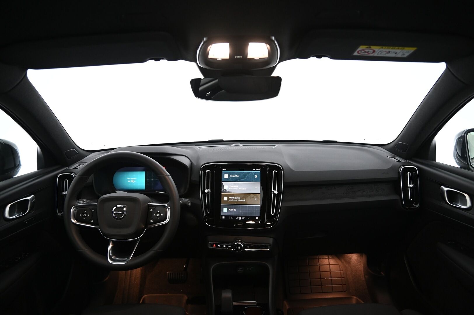 Volvo XC40 2024 Recharge Single Plus *VOC / ACC / Navi / P.kamera / Ilmalämpöpumppu* - 3,99 % KORKOTARJOUS TÄHÄN AUTOON - *Tehdastakuu Voimassa: 100tkm / 22.03.2027 // 2x Renkaat Aluvanteilla!