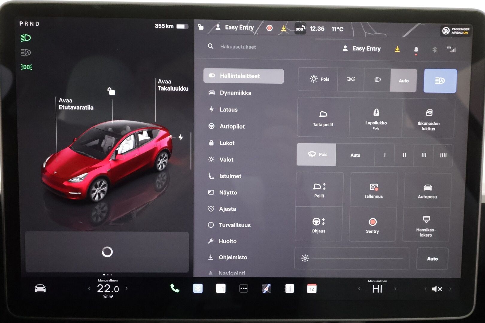 Tesla Model Y 2024 Long Range * Koukku / ILP / ACC / Matrix-LED / Lasikatto / P.kamera / Muistipenkki / Premium Audio * - 1-om Suomi-auto / Akku kuntotarkastettu / 2x Latauskaapelit / Kahdet renkaat 